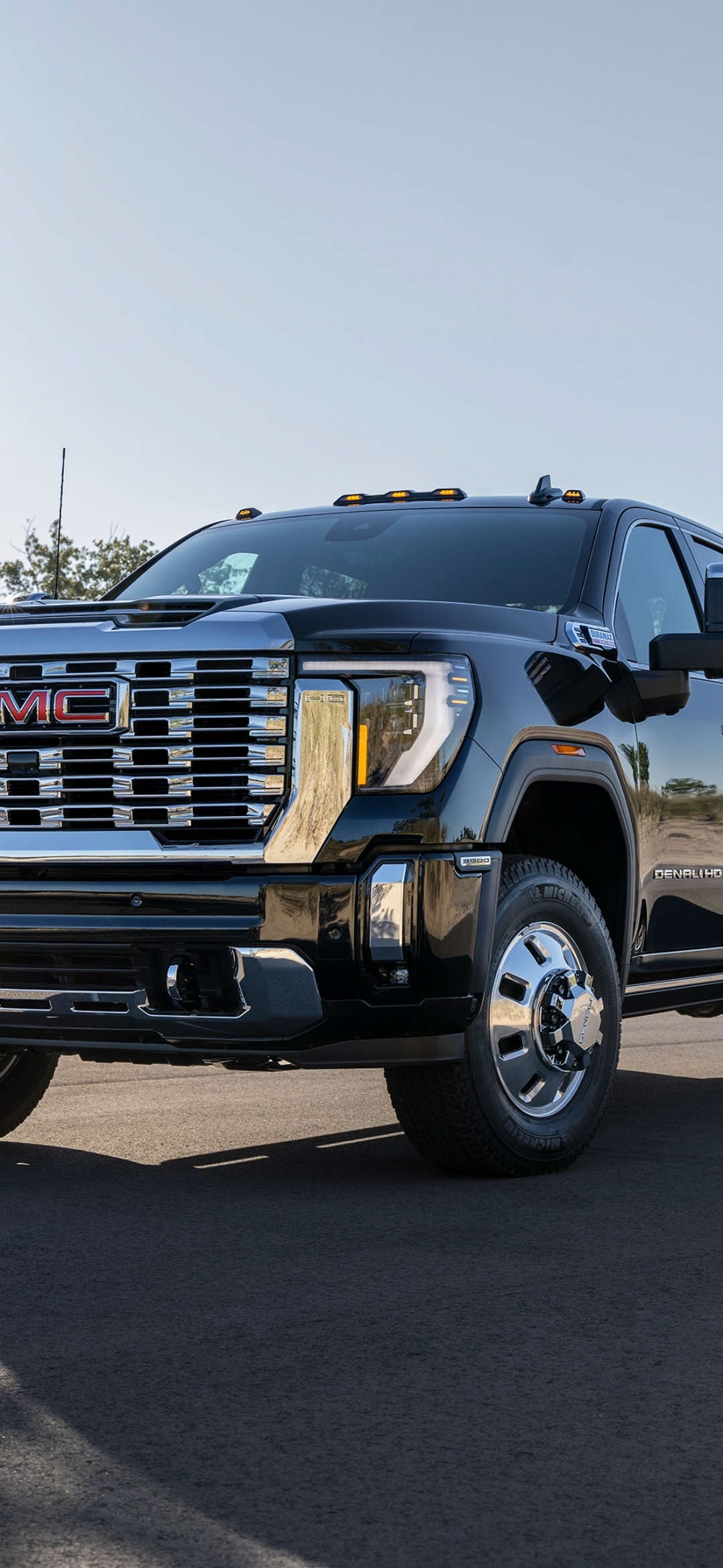 1080x2340 GMC Sierra 3500 HD Denali Crew Cab, Phone