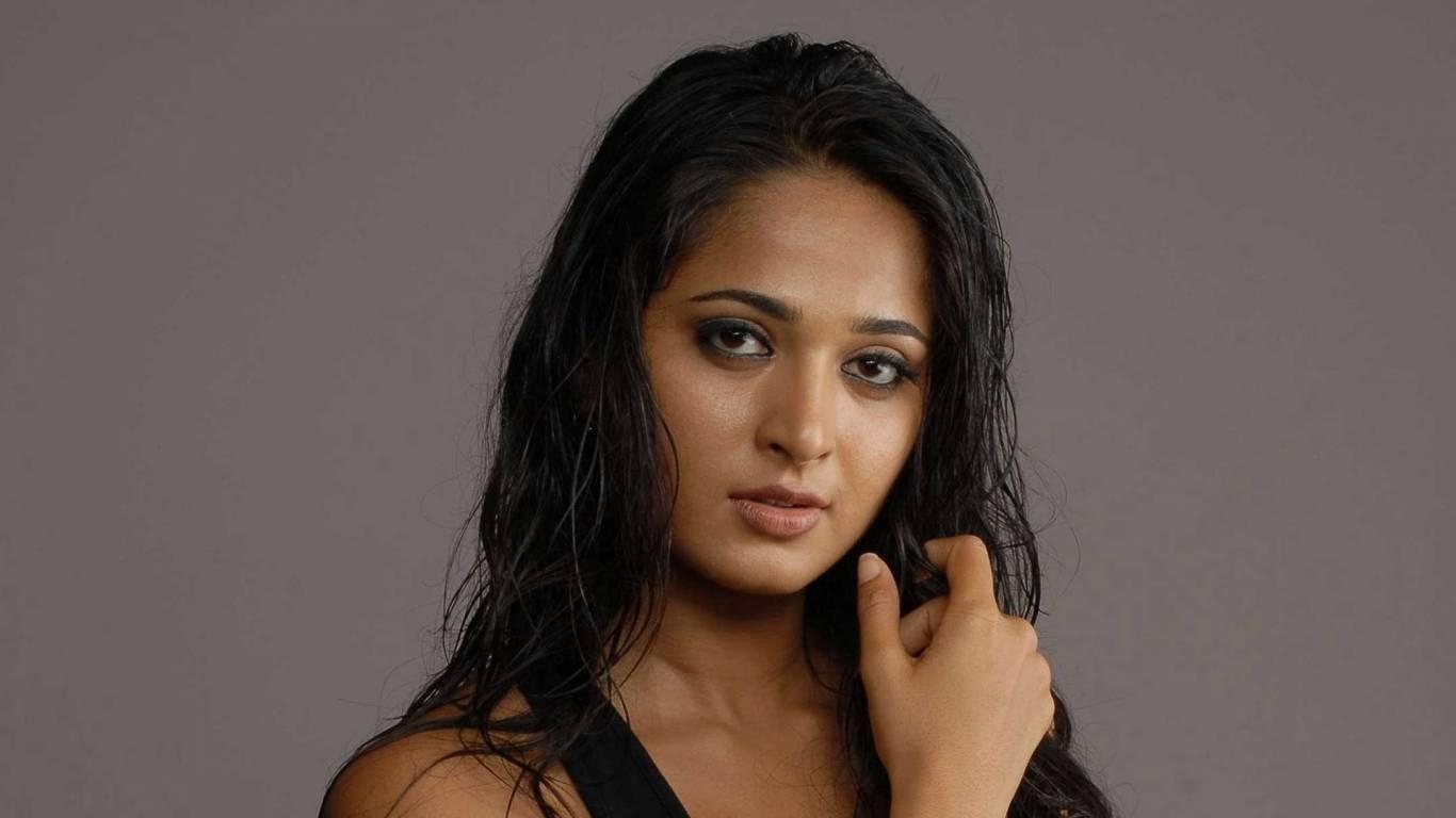 1370x770 Anushka Shetty HD Wallpaper. Latest Anushka Shetty Wallpaper HD, Desktop