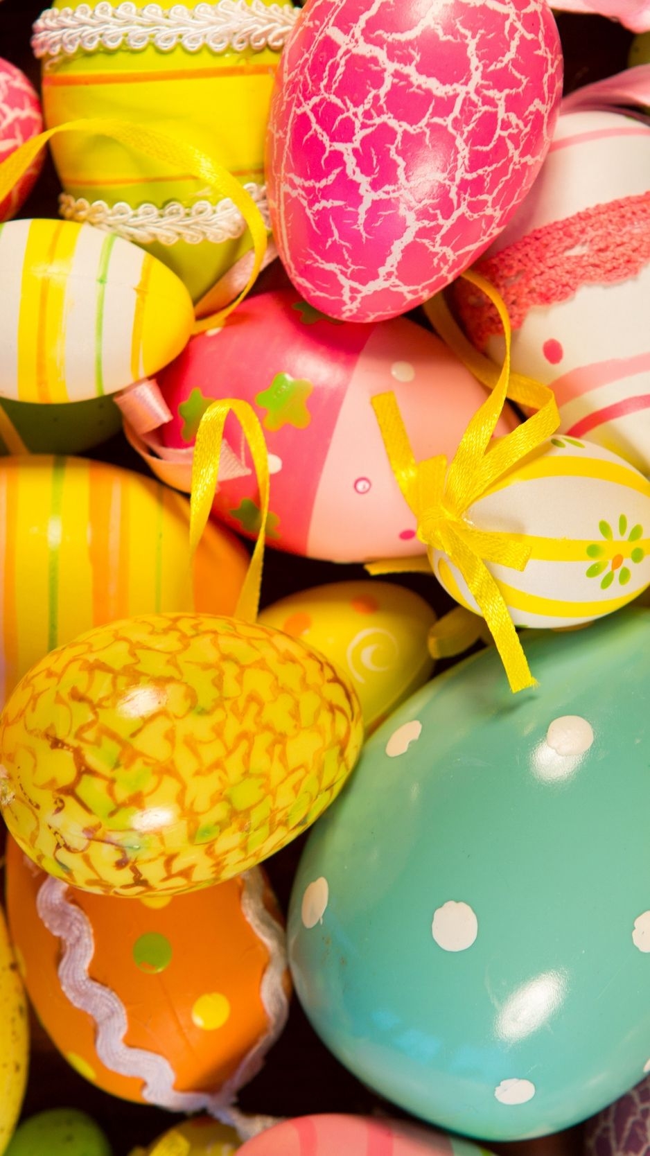 940x1670 Download wallpaper  easter eggs, easter, painted eggs, Phone