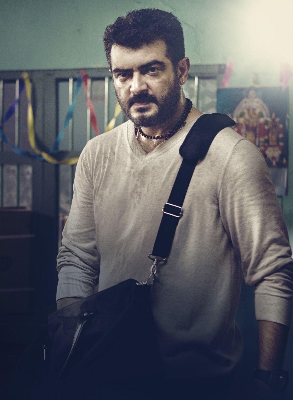 1000x1370 Yennai Arindhaal (2015), Phone