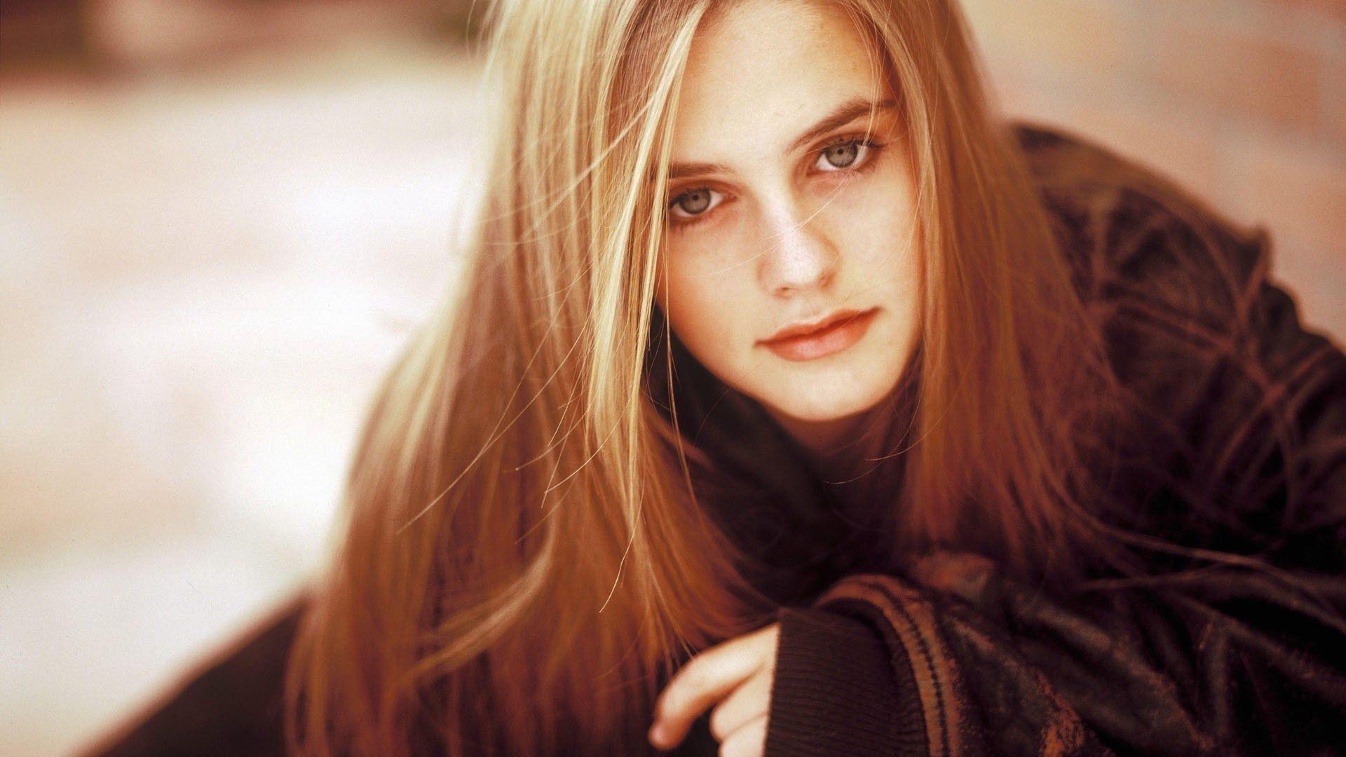 1920x1080 Download wallpaper  alicia silverstone, actress, blonde, Desktop