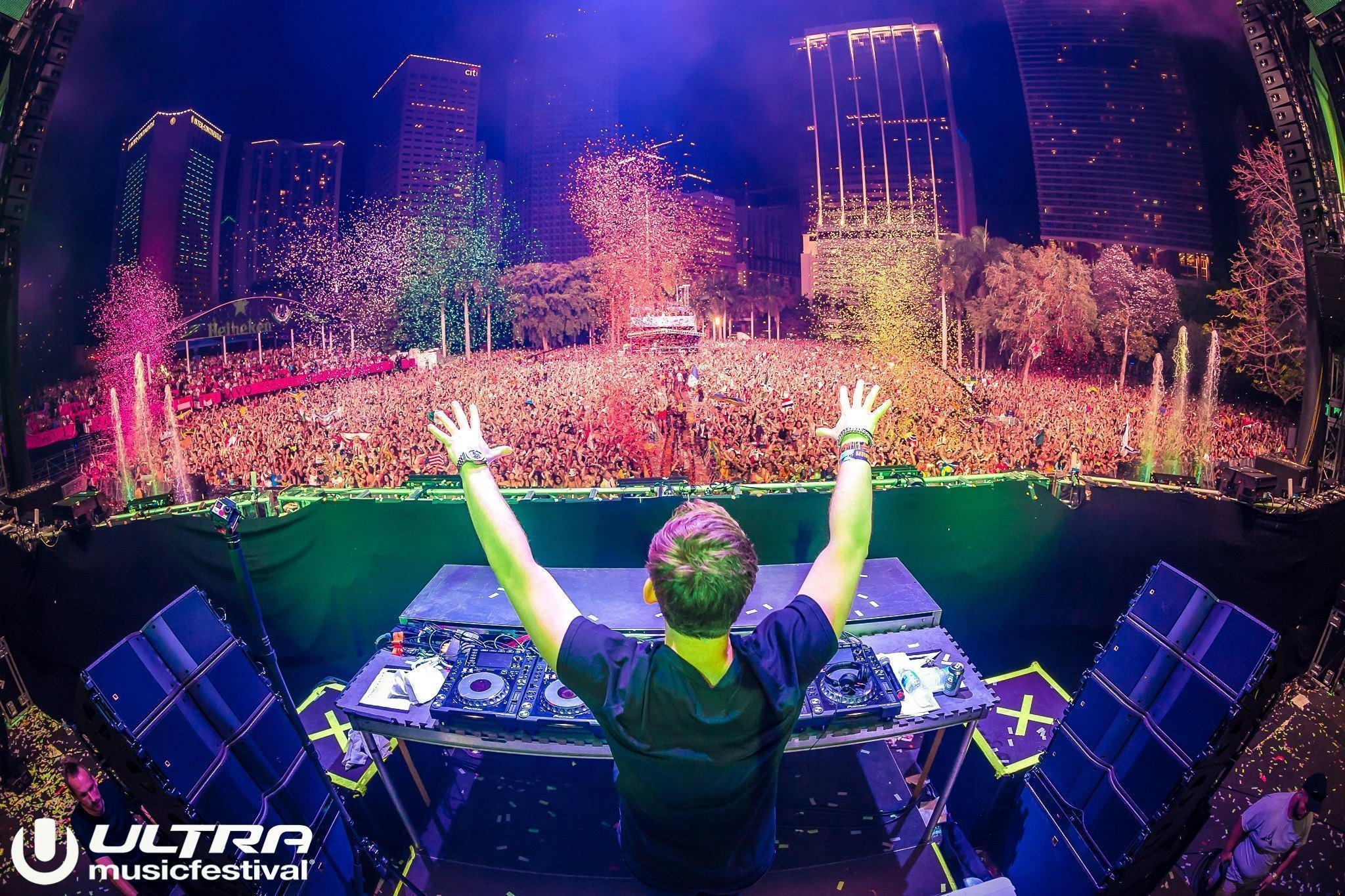 2050x1370 Ultra Music Festival HD Wallpaper, Desktop