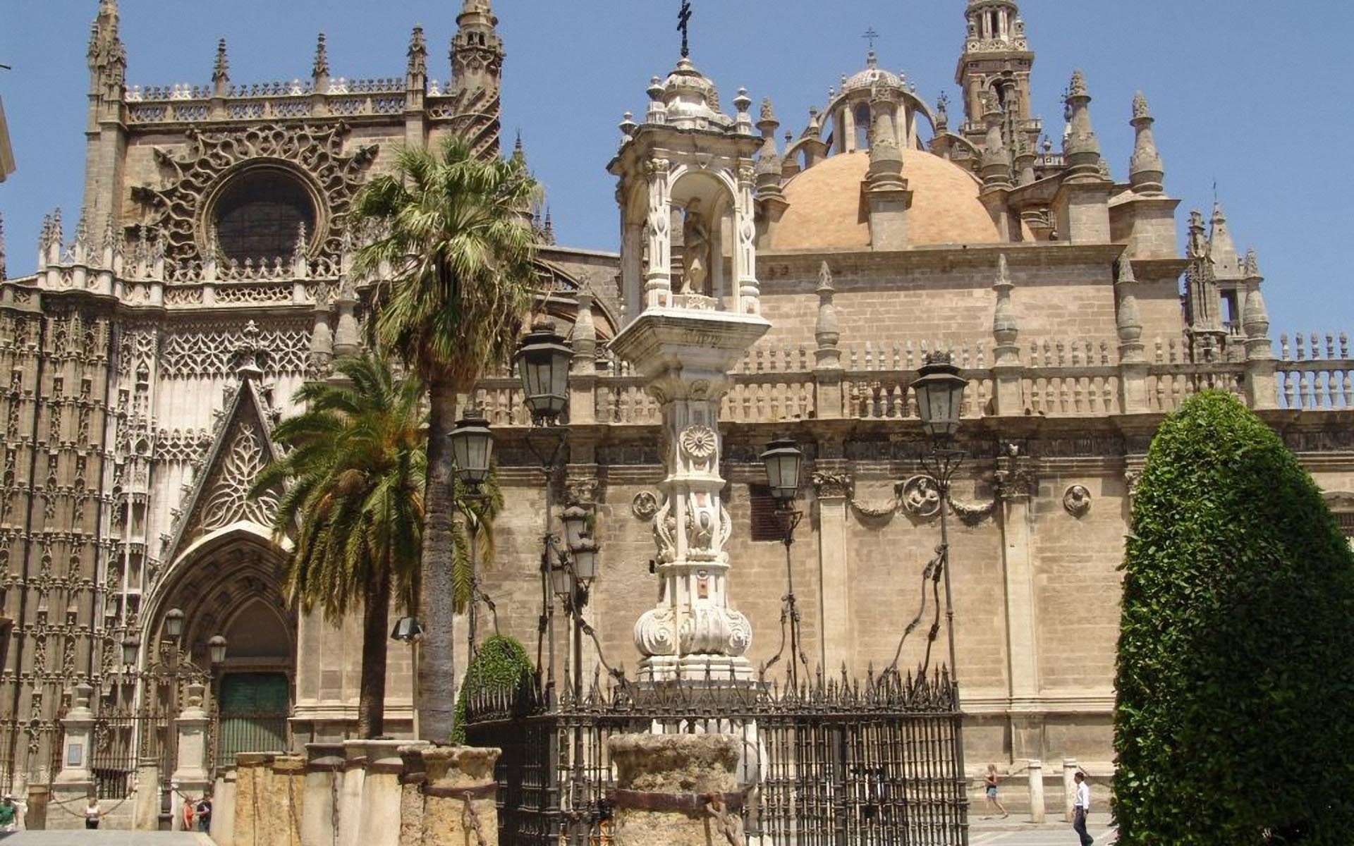 1920x1200 Sevilla Spain Cathedral  Wallpaper, Sevilla, Desktop