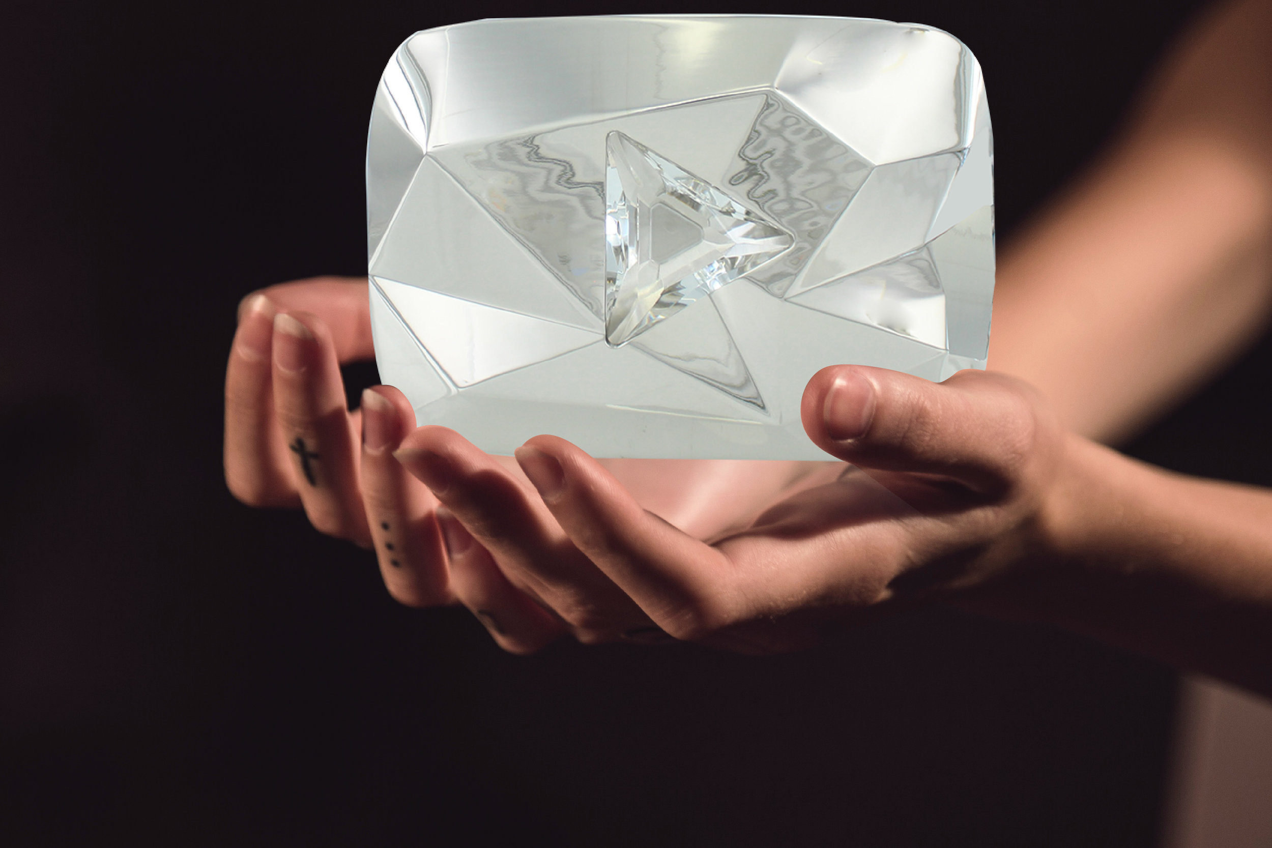 2500x1670 YouTube Diamond Play Button, Desktop