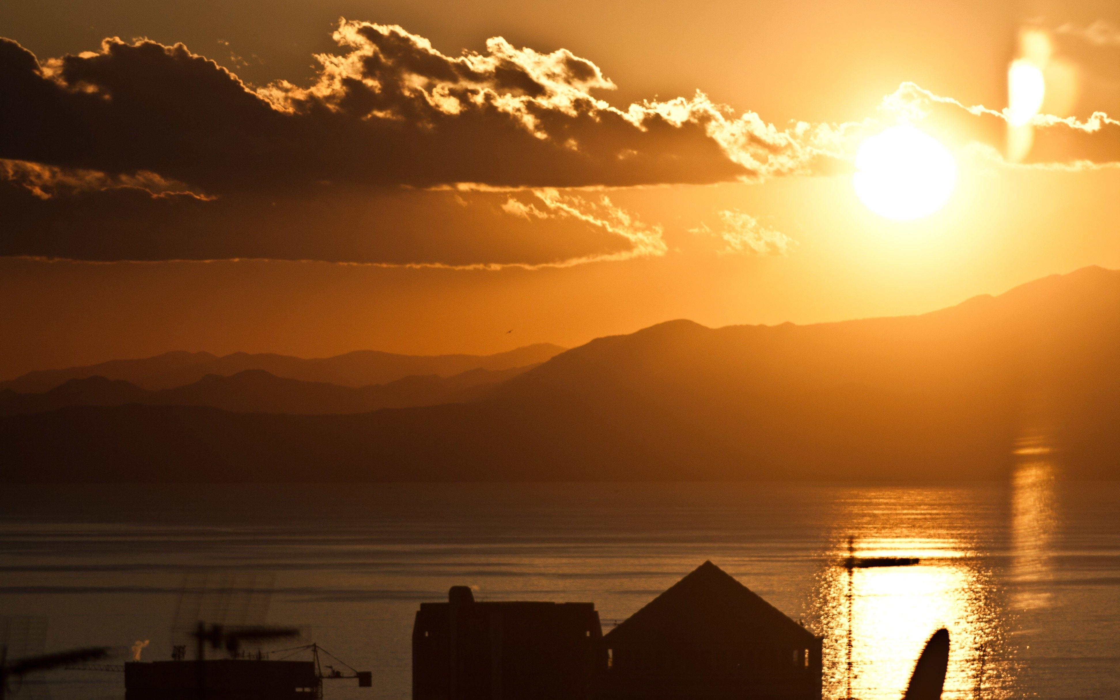 3890x2430 Sunset: Buildings Genoa Golden Mountains Lake Bird Nature Sunset, Desktop