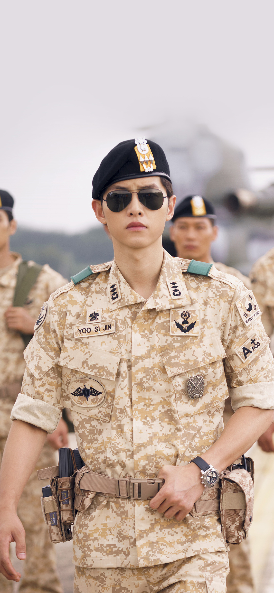 1130x2440 iPhone X wallpaper. descendants of the sun heygyo joonggi military, Phone