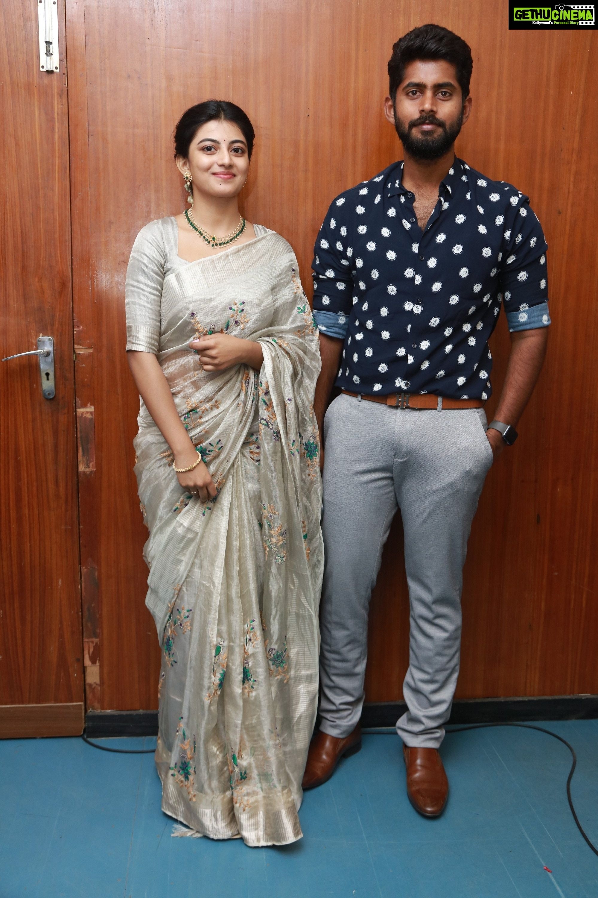 2000x3000 Pariyerum Perumal Press Meet Gallery. Kathir, Anandhi, Pa. Ranjith, Phone