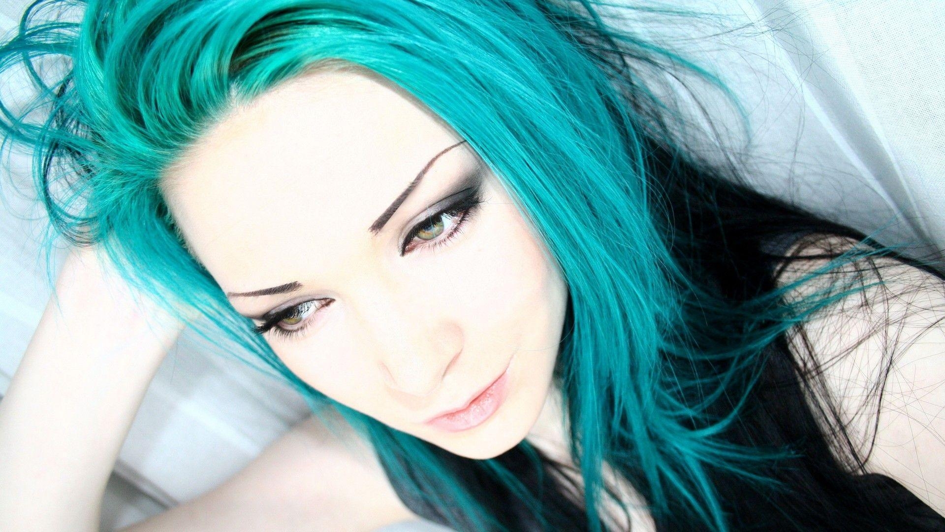 1920x1080 women, models, emo, blue hair, gothic, green hair, faces, emo girl, Desktop