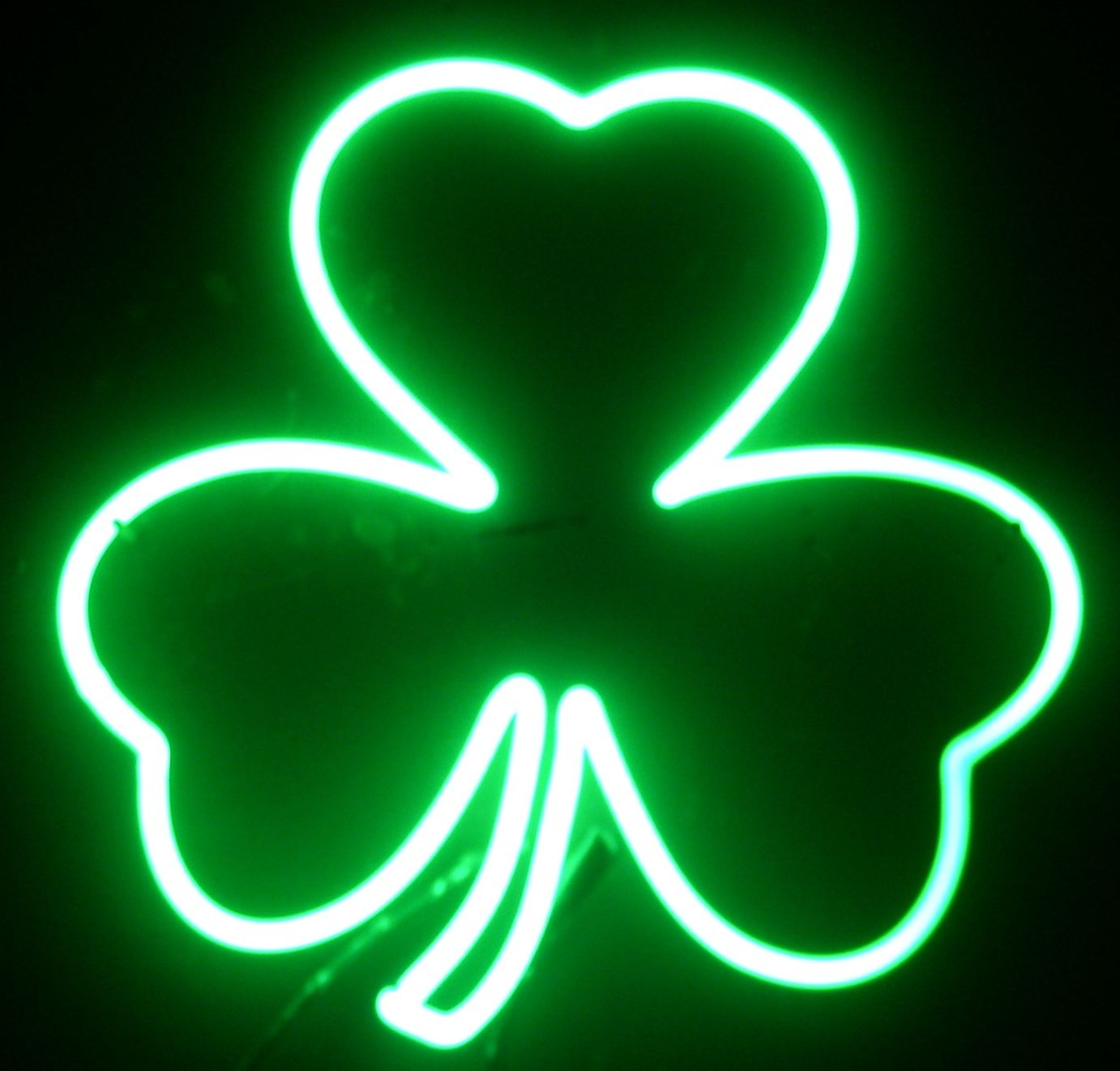 1390x1330 St. Patrick's Day Neon Sign Wallpaper, Desktop