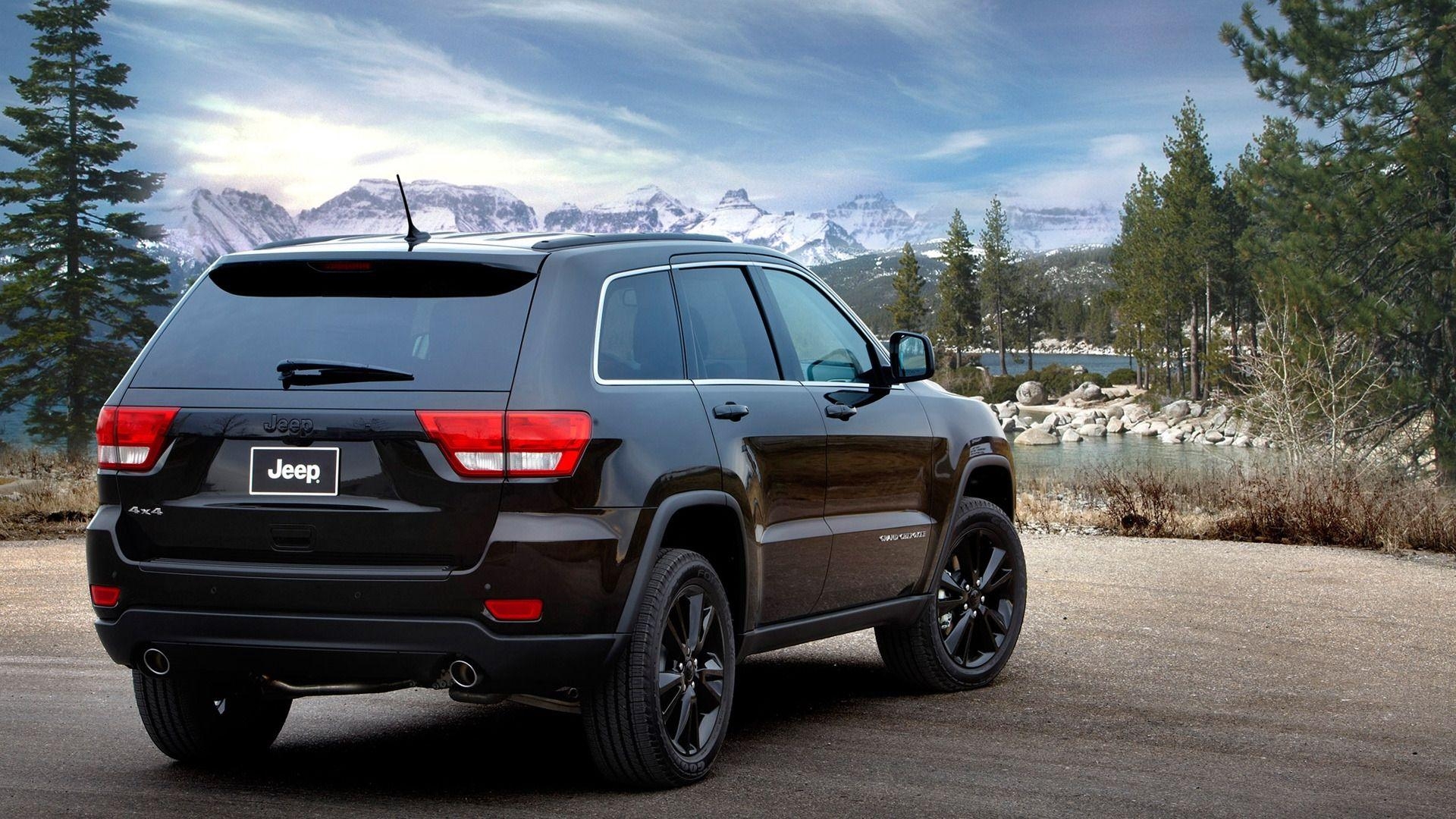 1920x1080 Jeep Grand Cherokee Rear Desktop Wallpaper, Desktop