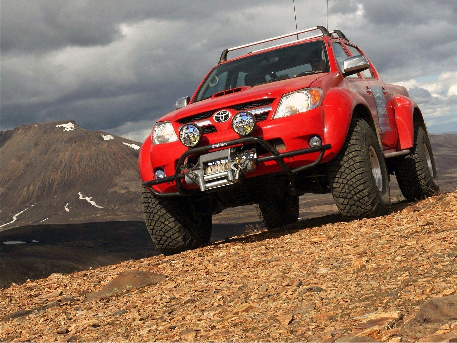 1600x1200 Toyota Hilux Wallpaper, Desktop