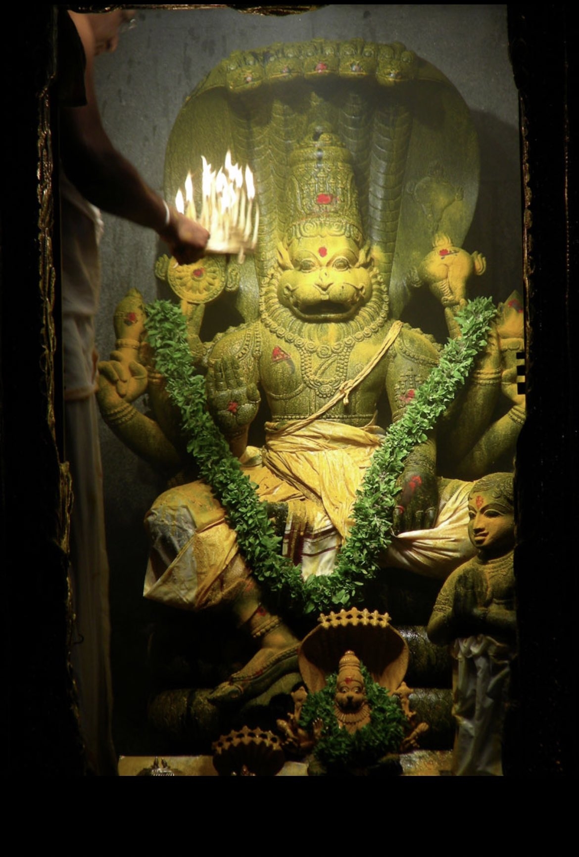 1170x1740 avni Narsingh Bhagwan Narsingh symbolizes power and triumph. He is Bhagwan Vishnu incarnation who came to earth to kill demon Hiryanyakashipu and restore Dharma, Phone