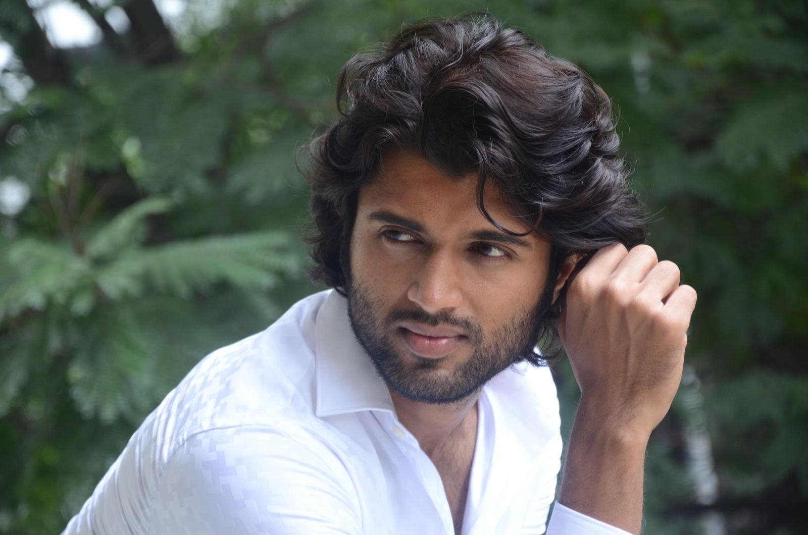 1600x1060 Vijay Devarakonda HD Wallpaper Image Photo HD Download, Desktop