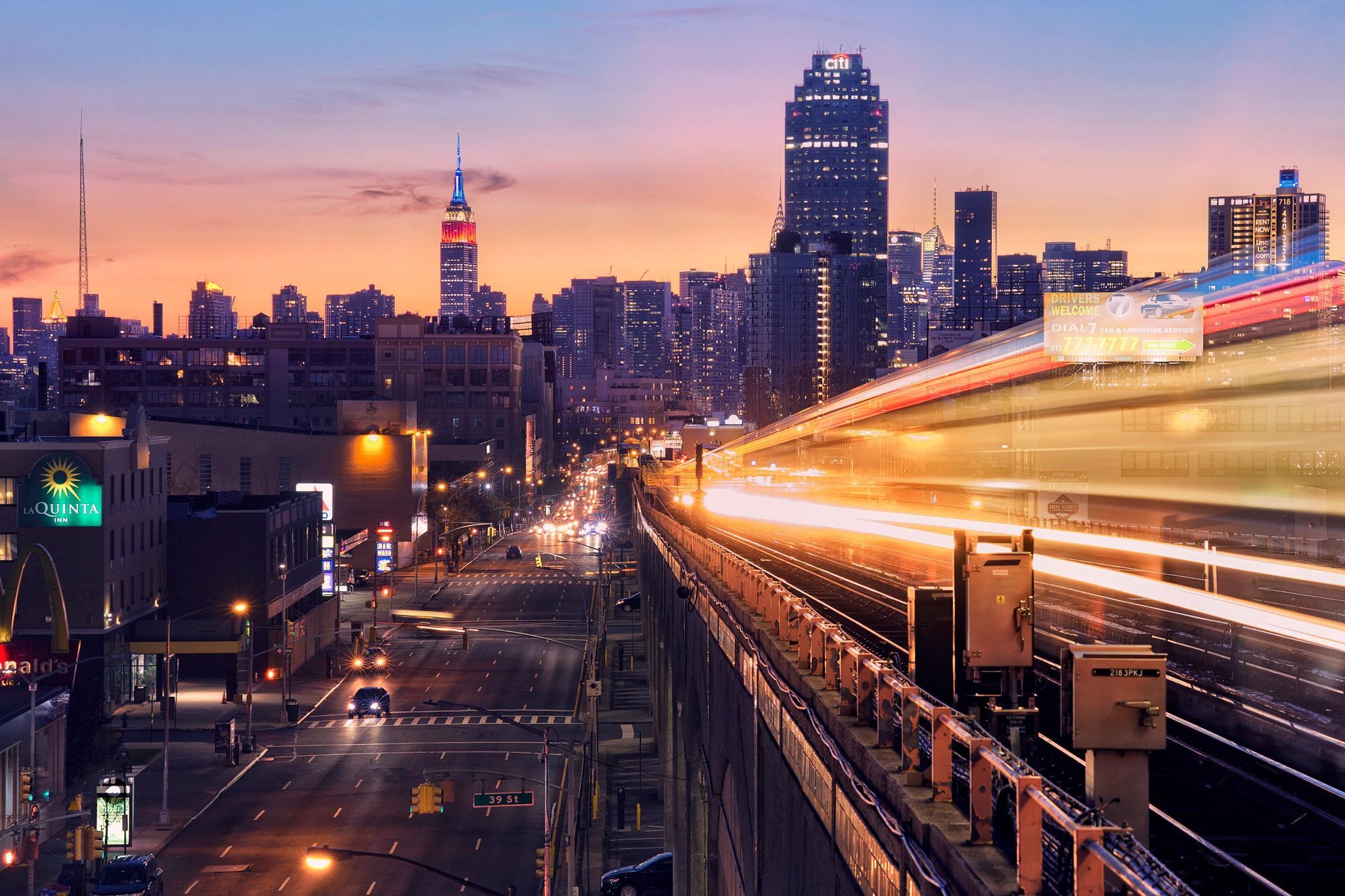 2050x1370 Manhattan seen from Queens, NY, Desktop