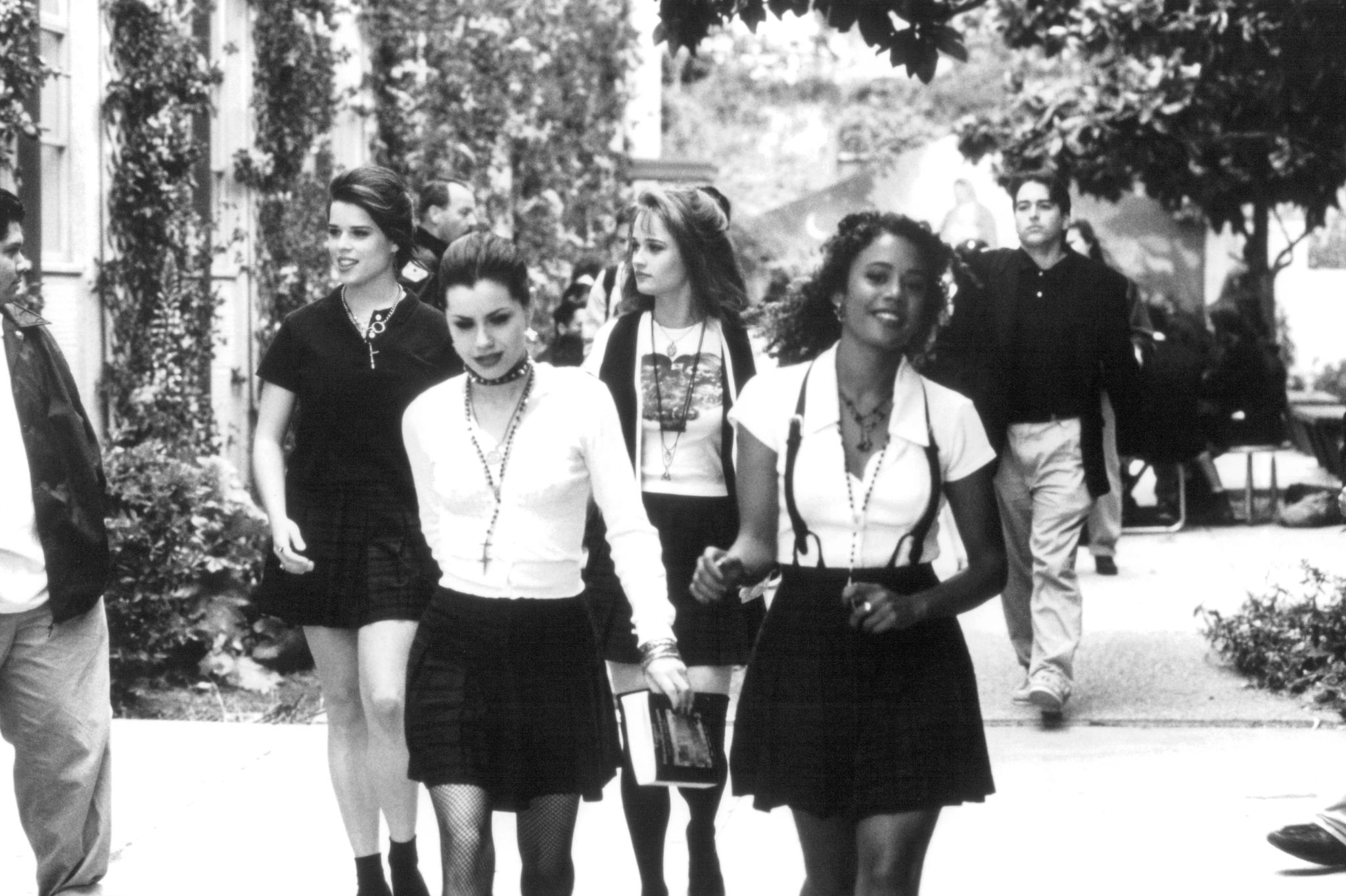 2050x1370 The Craft (1996), Desktop