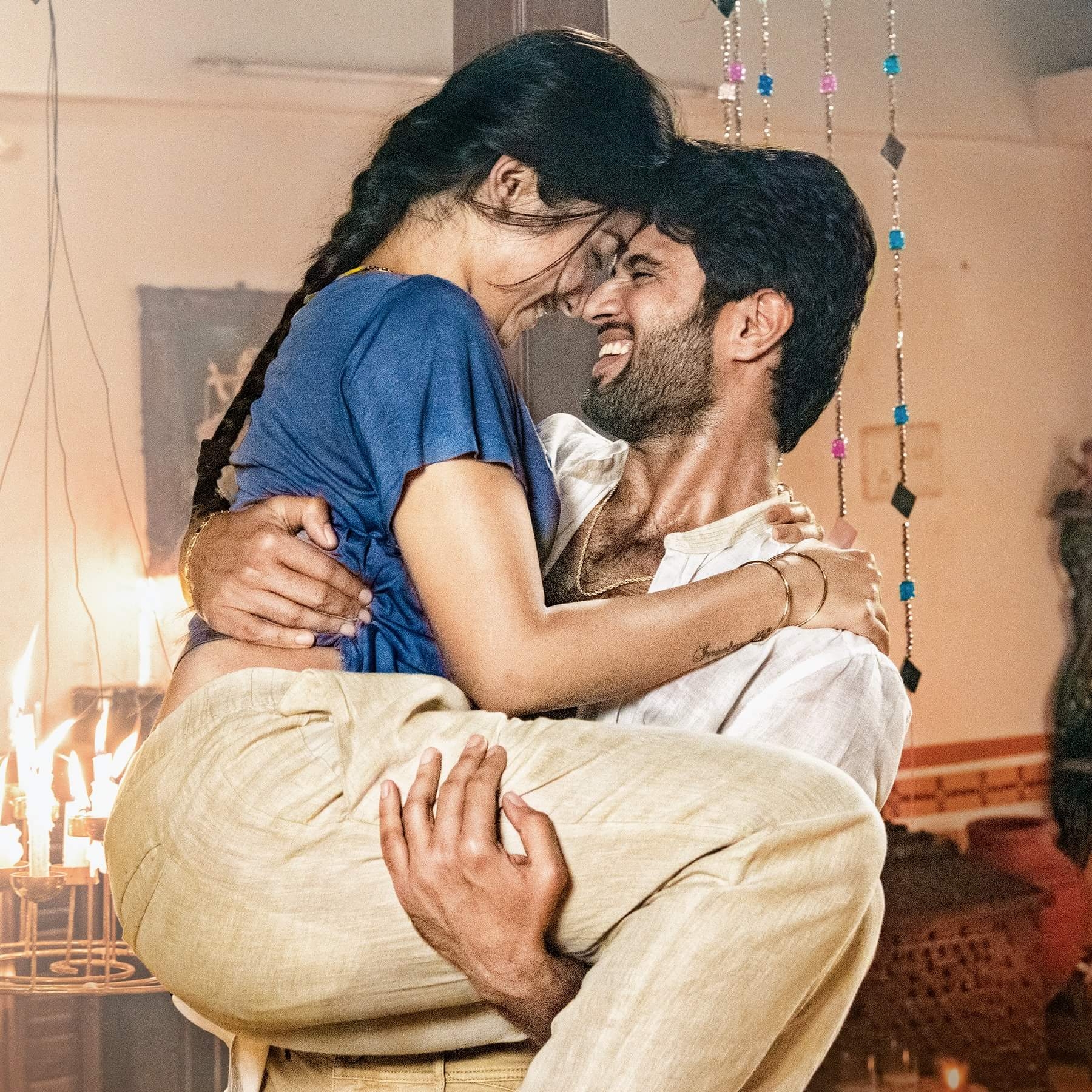 1800x1800 Geetha Govindam (2018), Phone