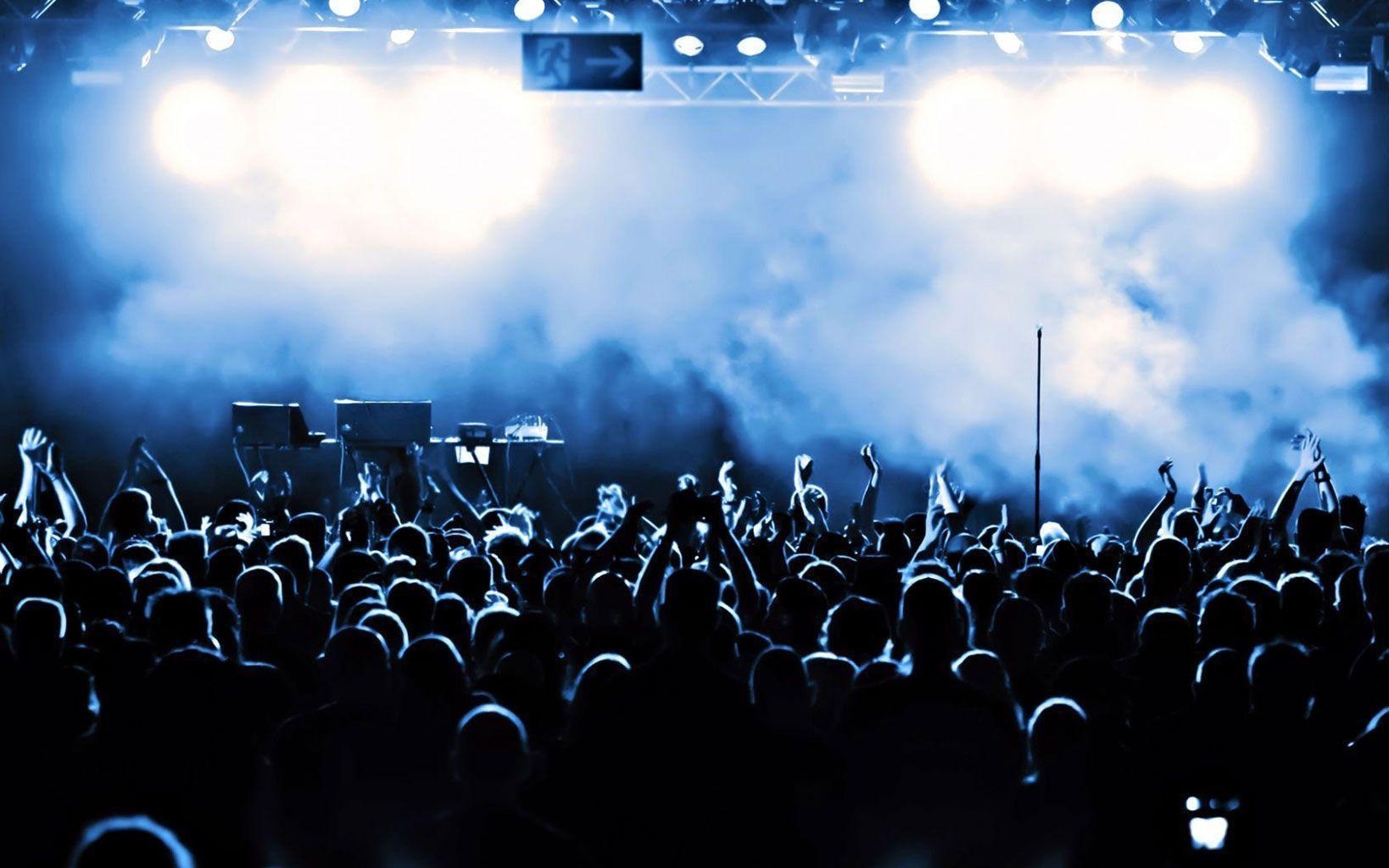 1640x1030 The Rock Band Concert Crowds Tablet Phone Wallpaper Background, Desktop