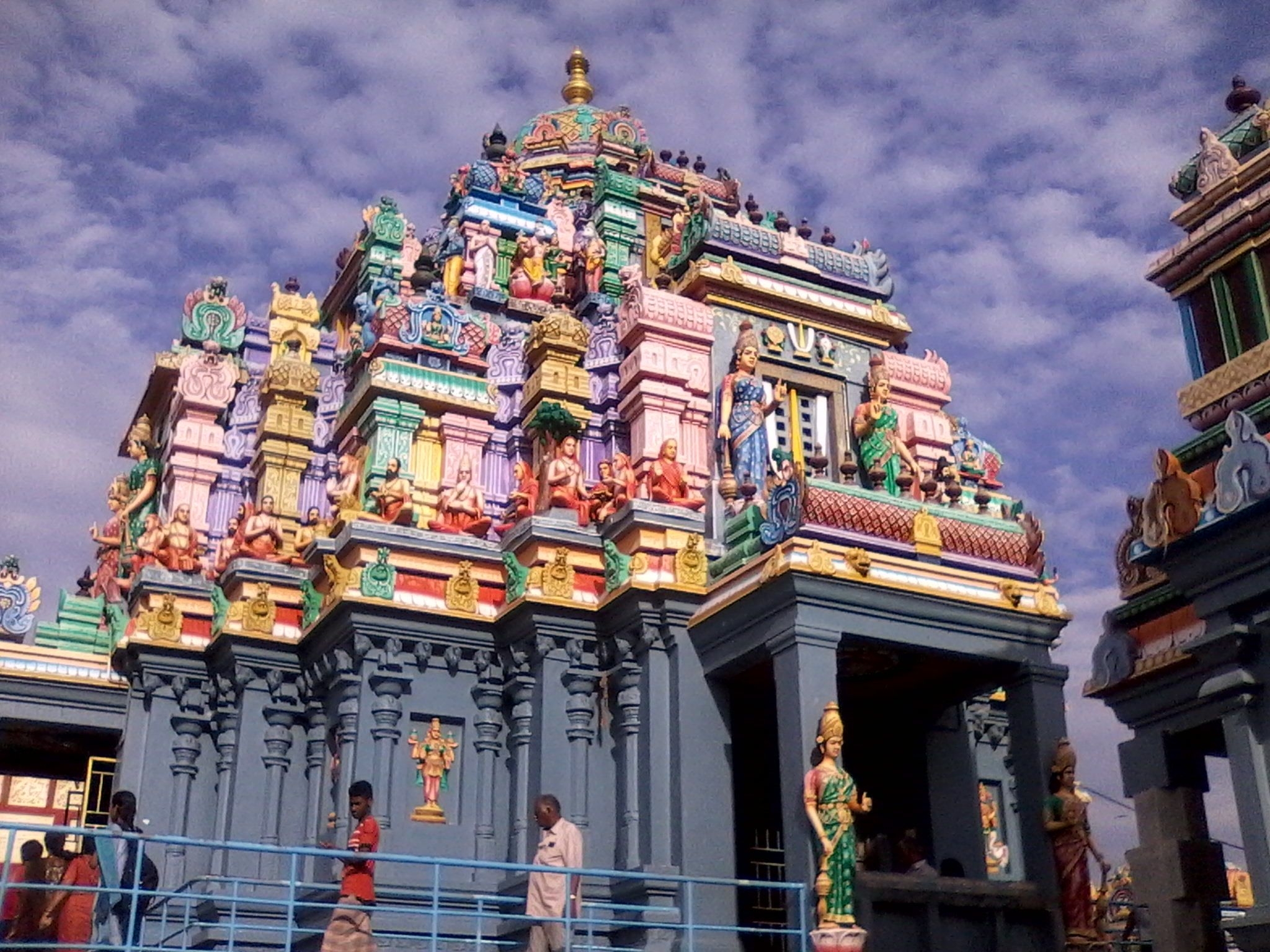 2050x1540 Ashtalakshmi Temple, Chennai, Desktop