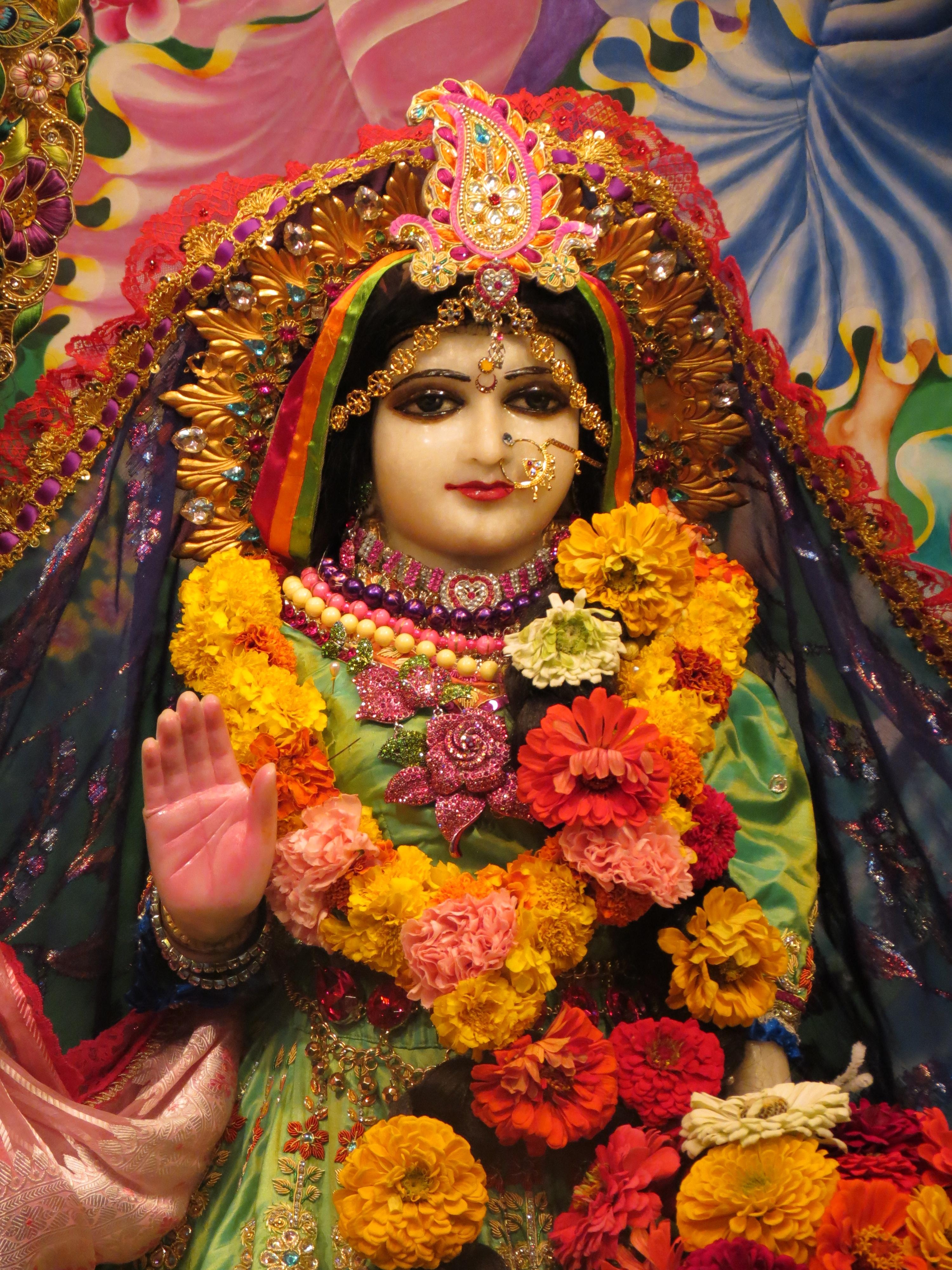 3000x4000 Srimati Radharani. The Hare Krishna Movement, Phone