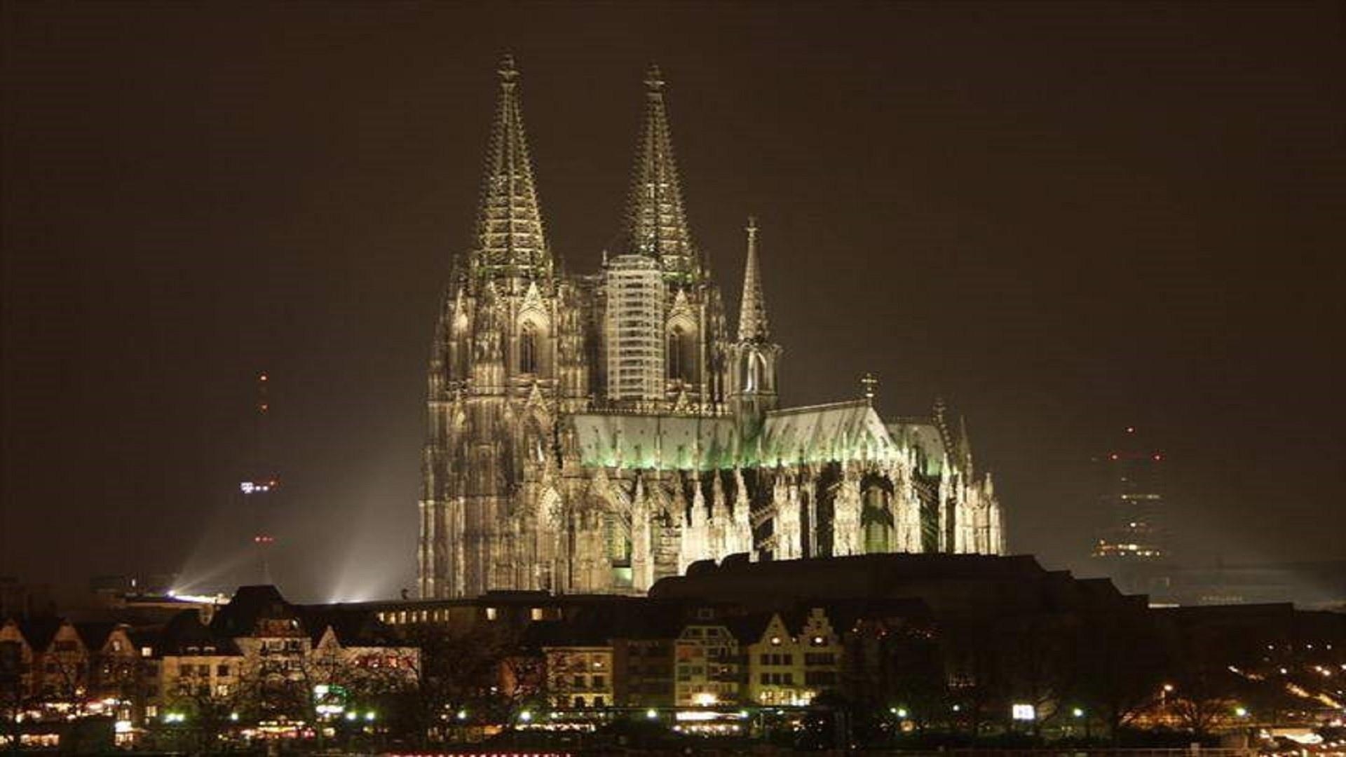 1920x1080 The Cologne Cathedral At Night Wallpaper. Wallpaper Studio 10, Desktop