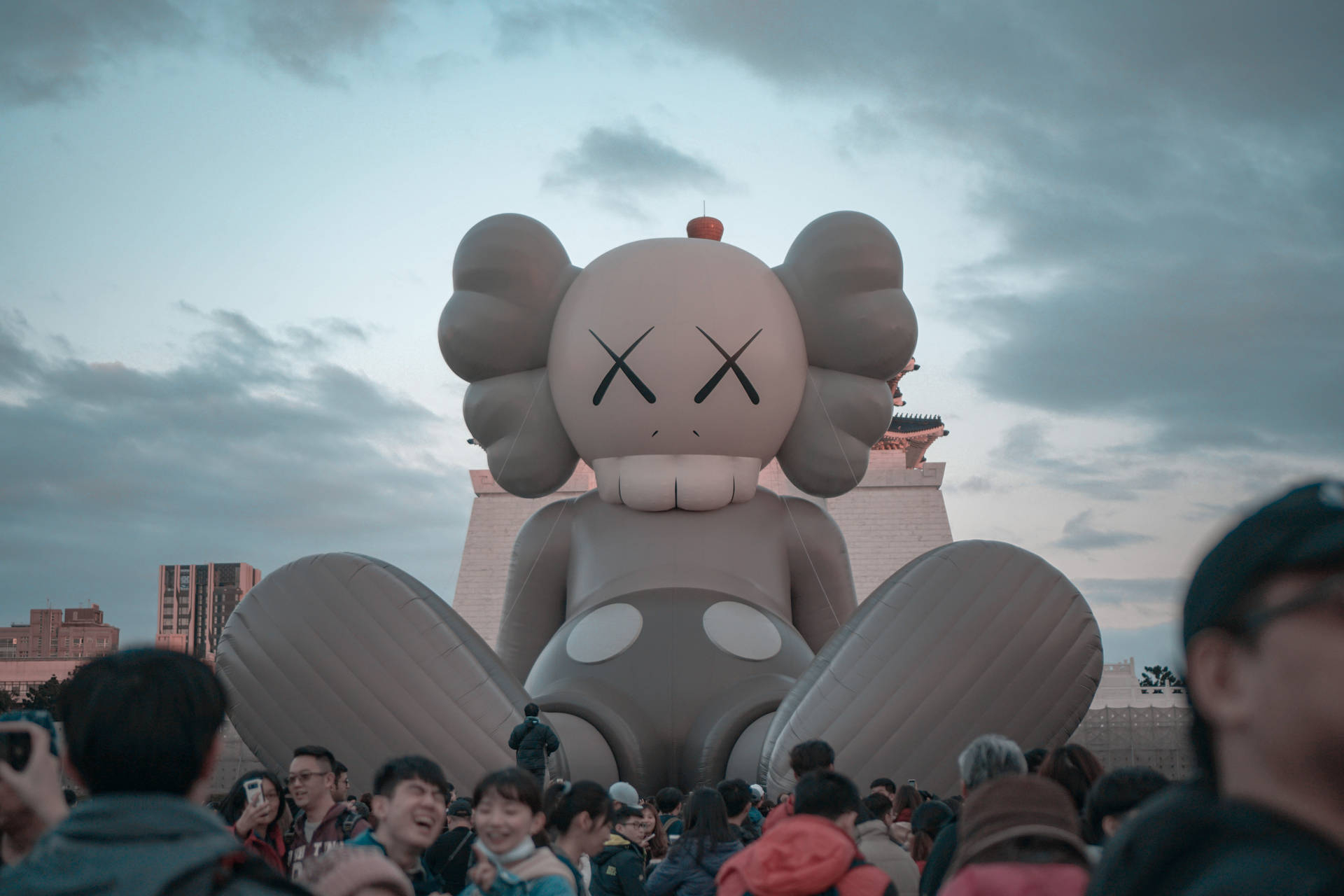 1920x1280 Kaws Pc Wallpaper, Desktop