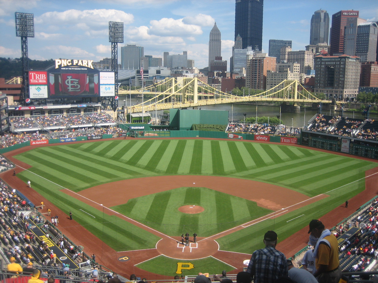 1600x1200 Yoga Day at PNC Park, Desktop