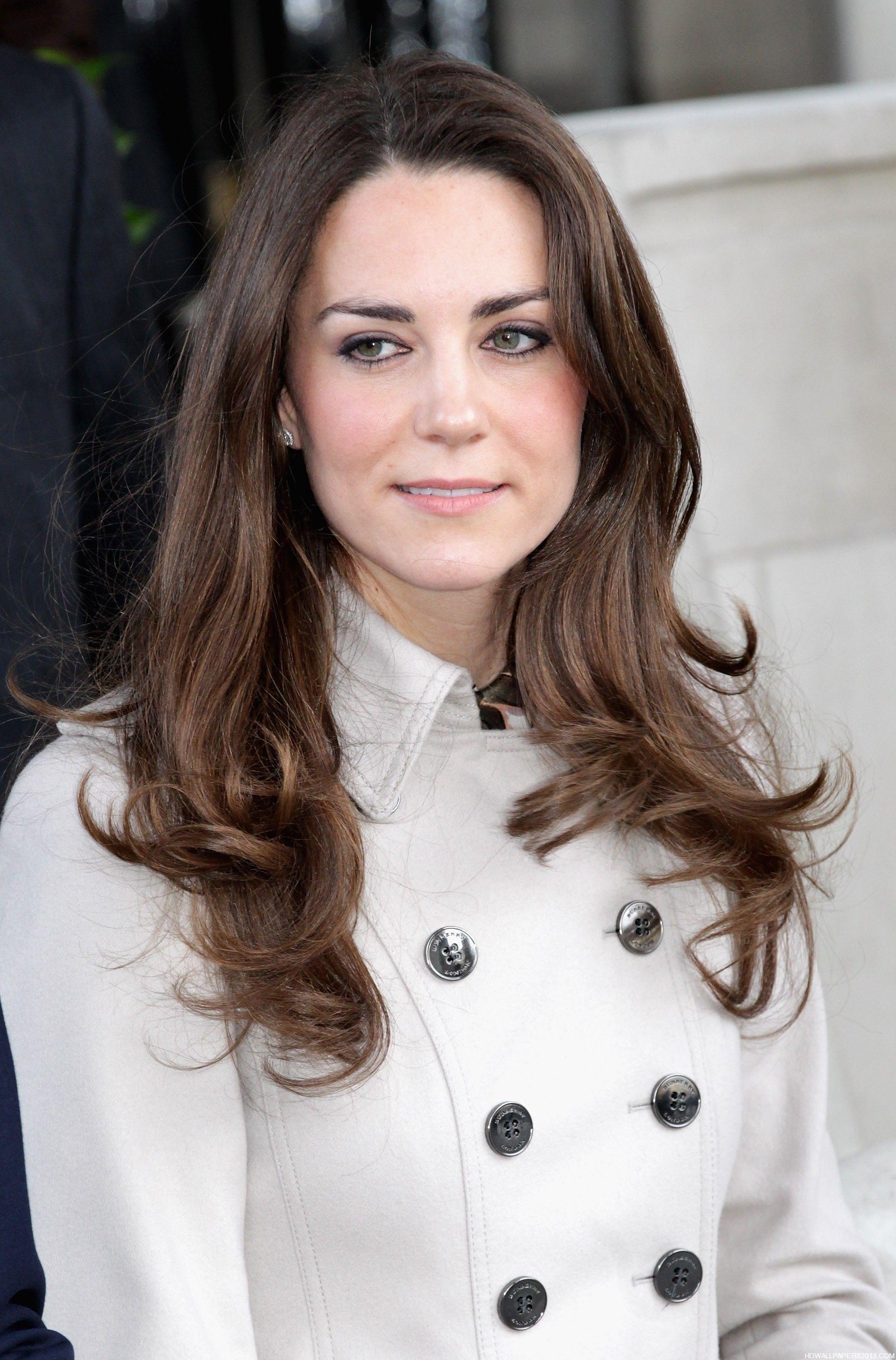 1980x3000 Kate Middleton, Phone