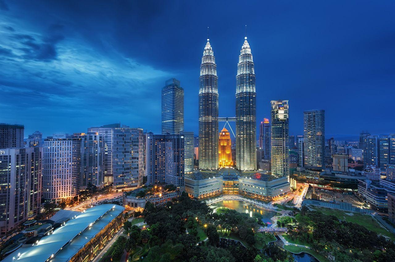 1280x860 Wallpaper Kuala Lumpur Malaysia Night Skyscrapers Cities, Desktop