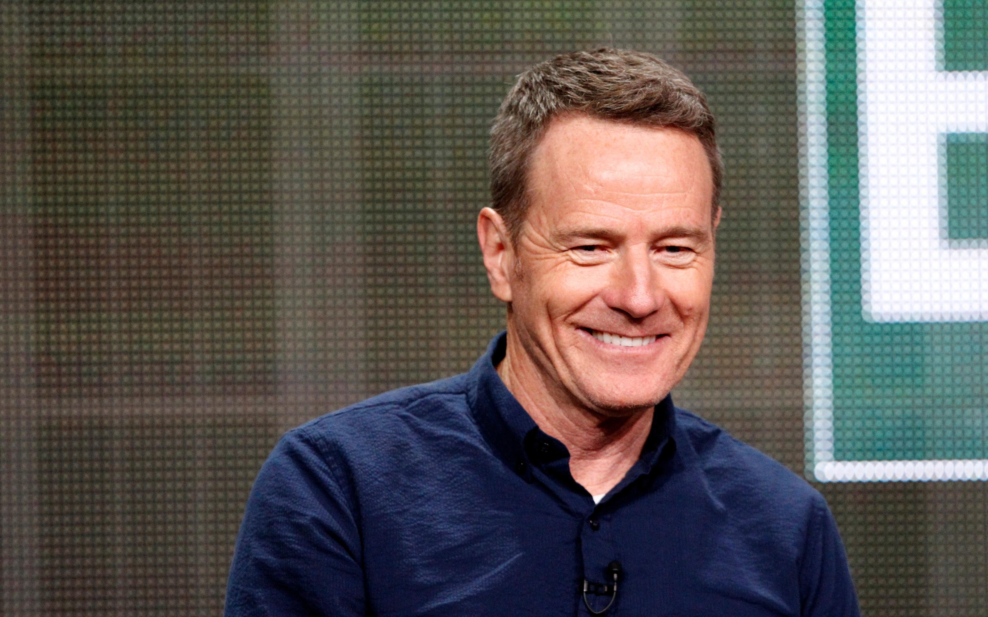 3200x2000 Bryan Cranston Smile Wallpaper Background 56244  px, Desktop