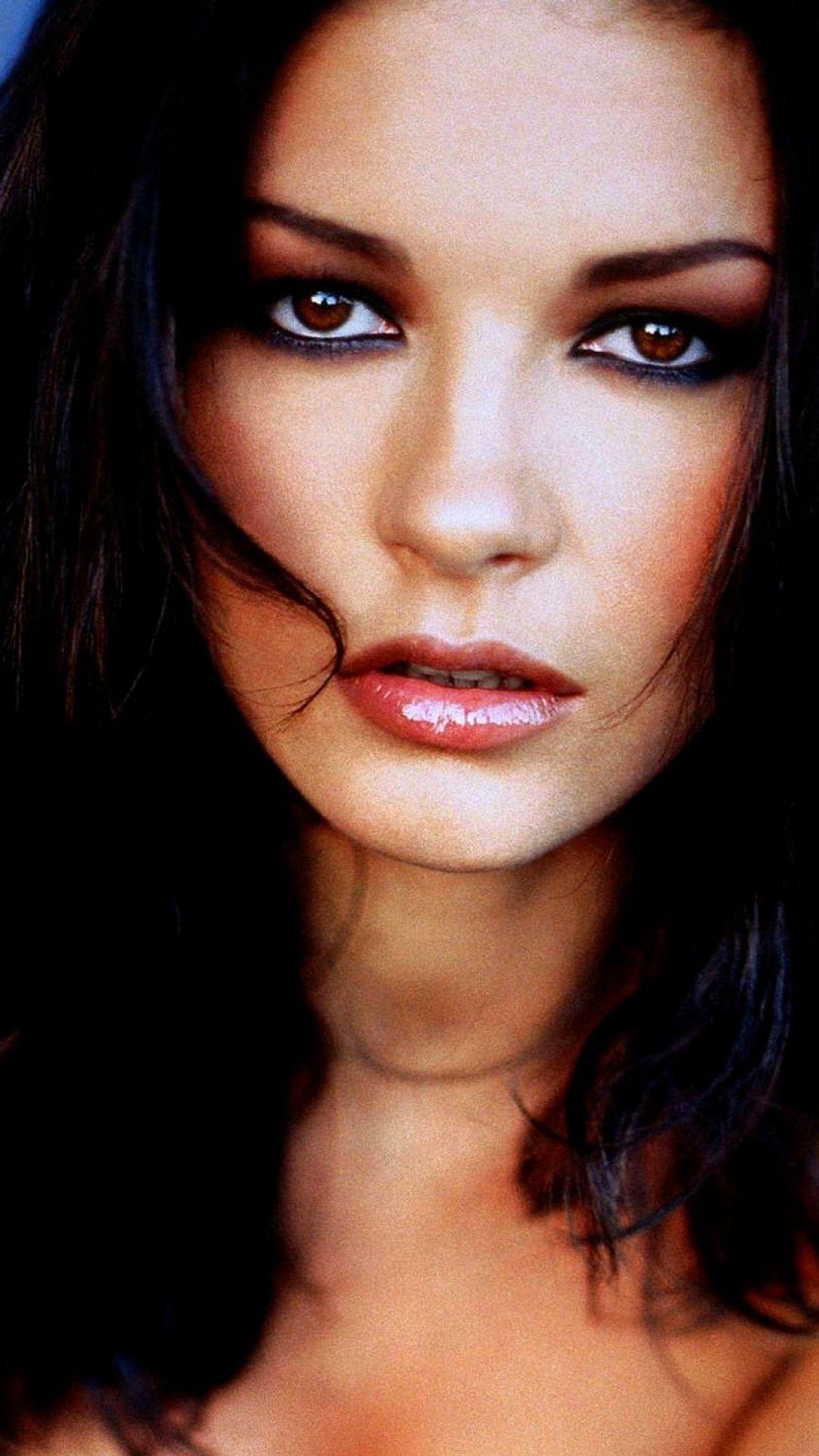 1080x1920 Catherine Zeta Jones iPhone Wallpaper, Phone