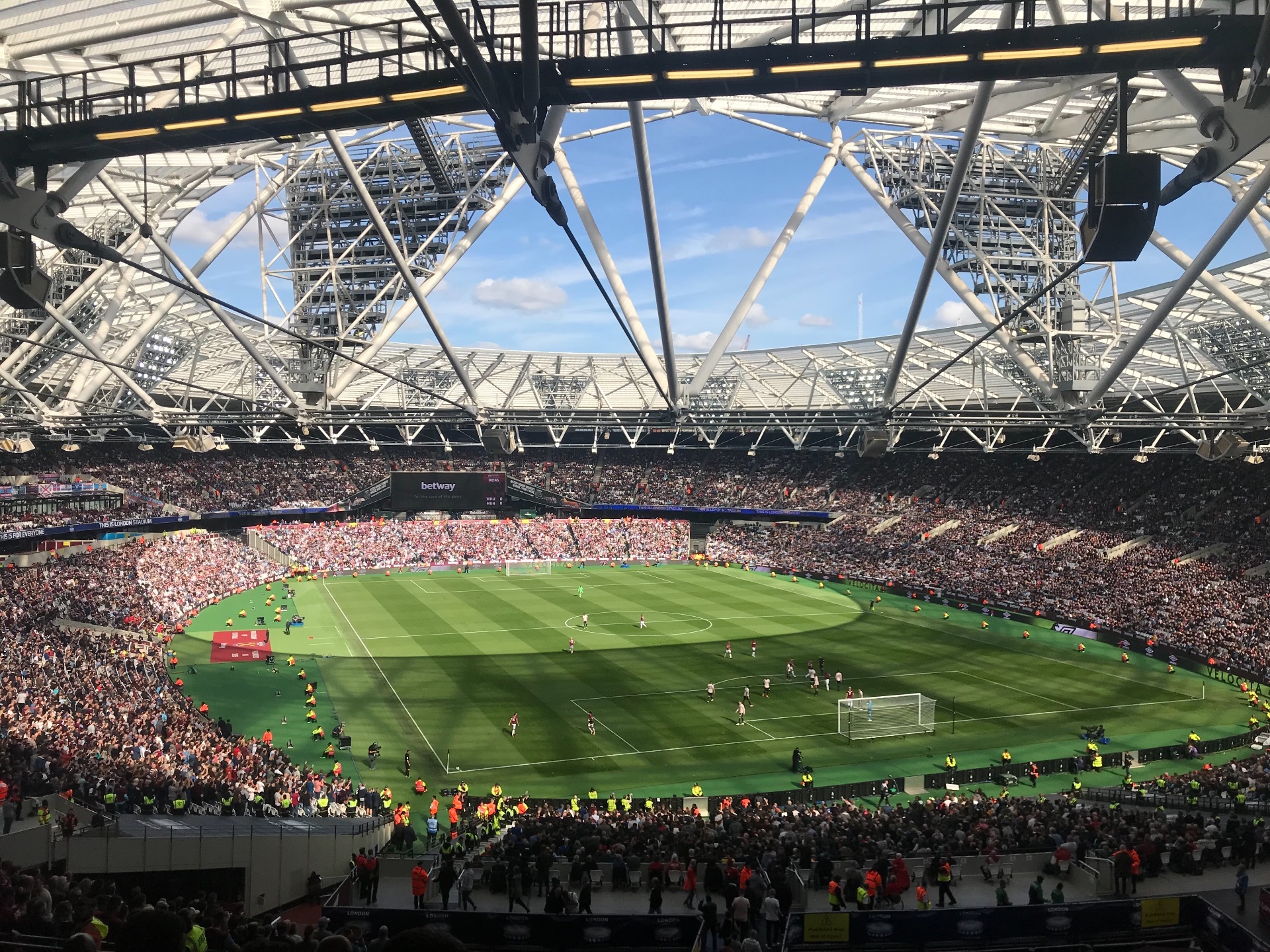 1920x1440 London Stadium, section row seat 116 Ham United, shared, Desktop