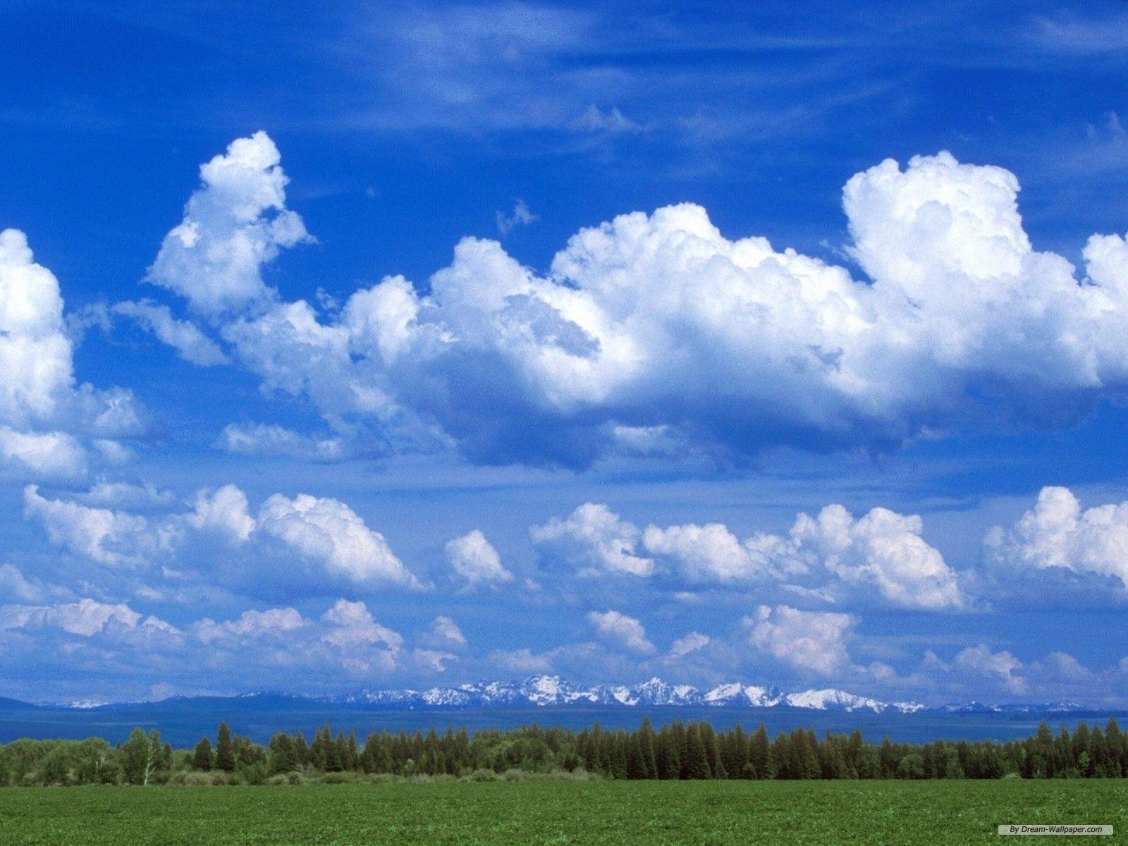 1600x1200 Blue Clouds Wallpaper, Desktop