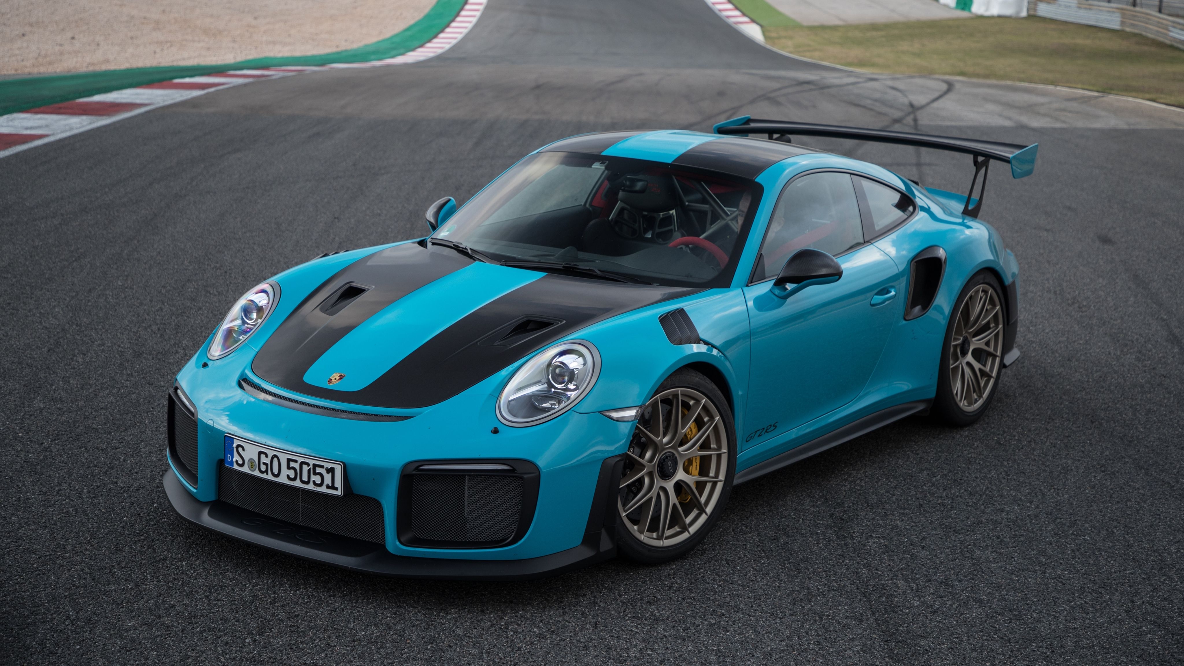 4100x2310 Wallpaper Porsche 911 GT2 RS, 4K, Automotive / Cars, Desktop