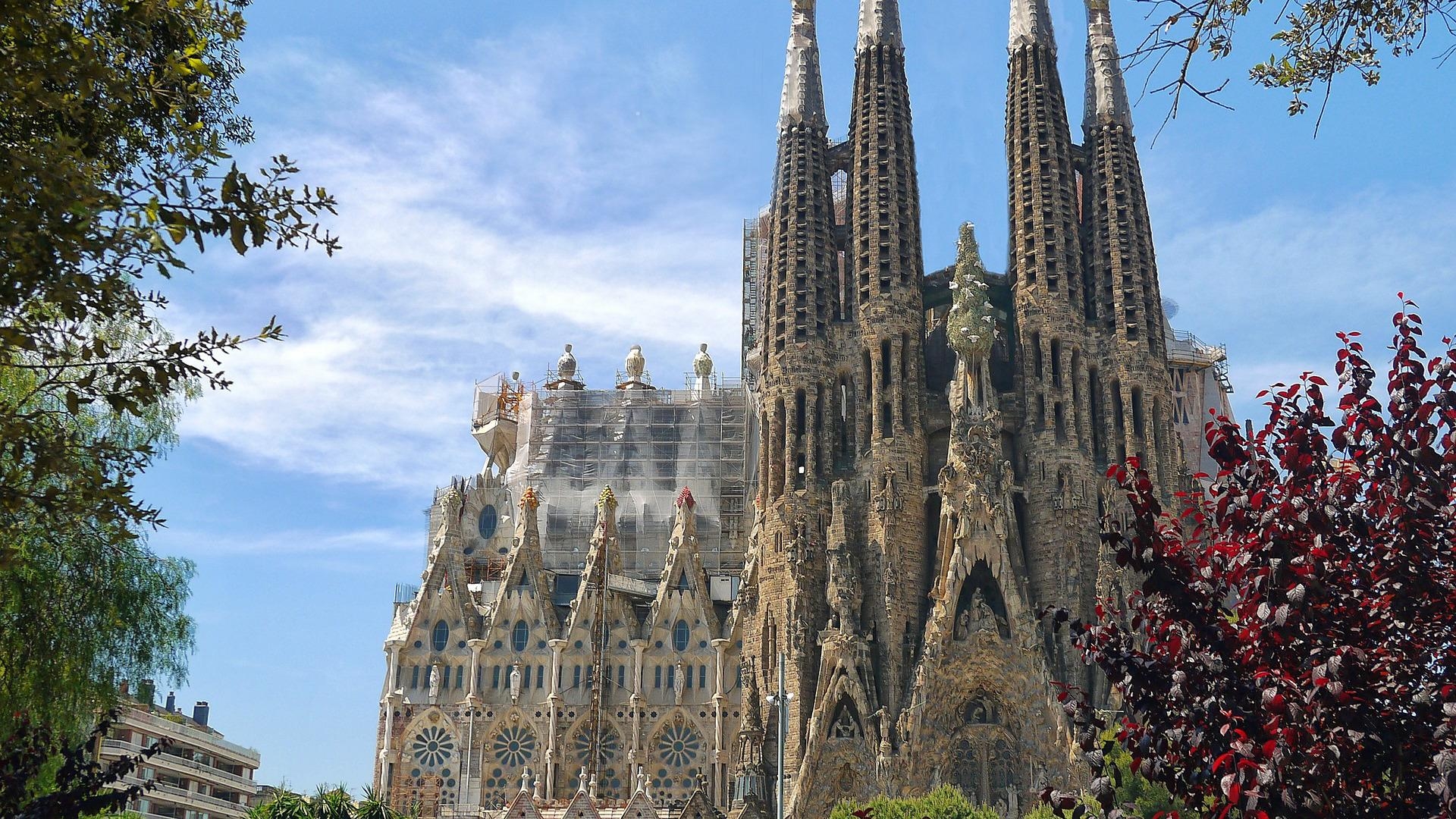 1920x1080 Barcelone, voici à quoi ressemblera la Sagrada Familia une fois, Desktop