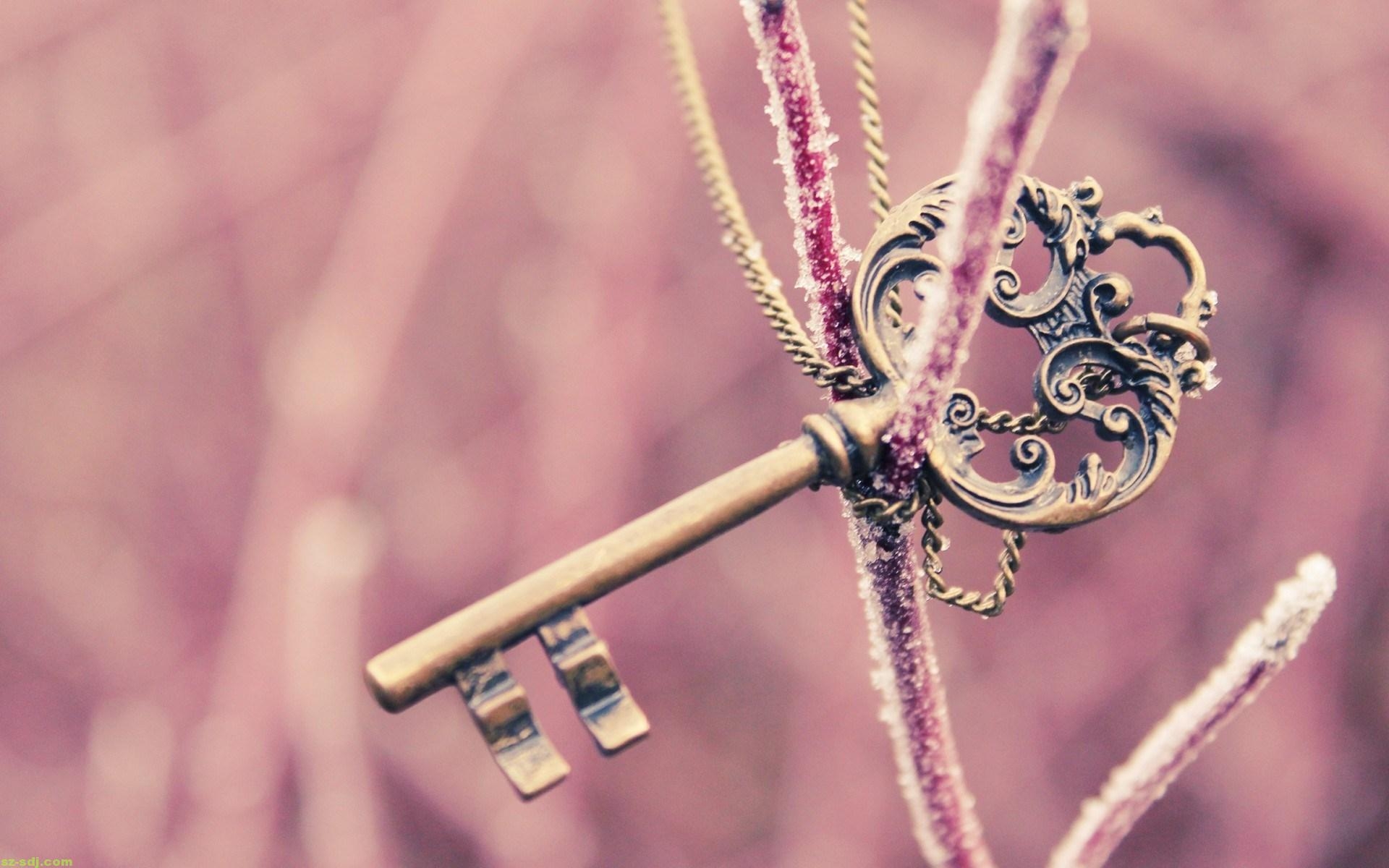 1920x1200 Love Key Winter Season Wallpaper Picture, Desktop