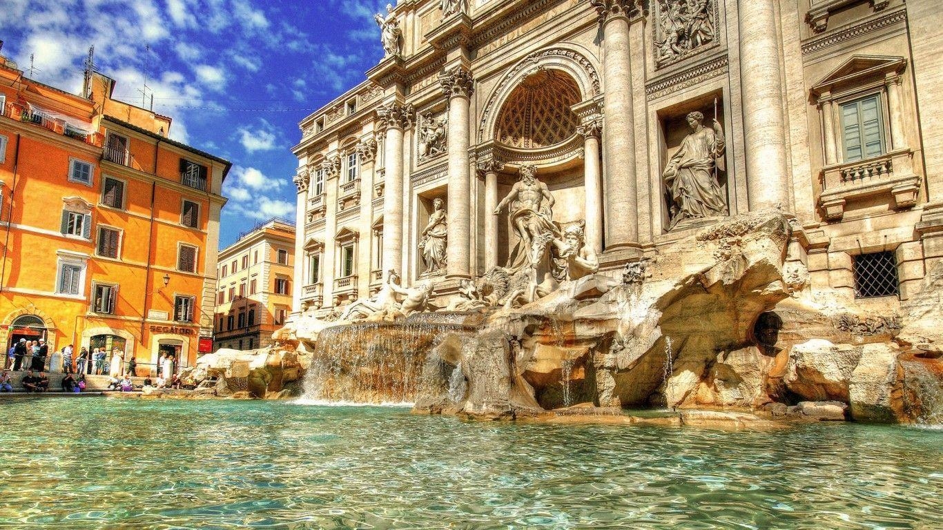 1370x770 Famous Trevi Fountain Wallpaper, Desktop