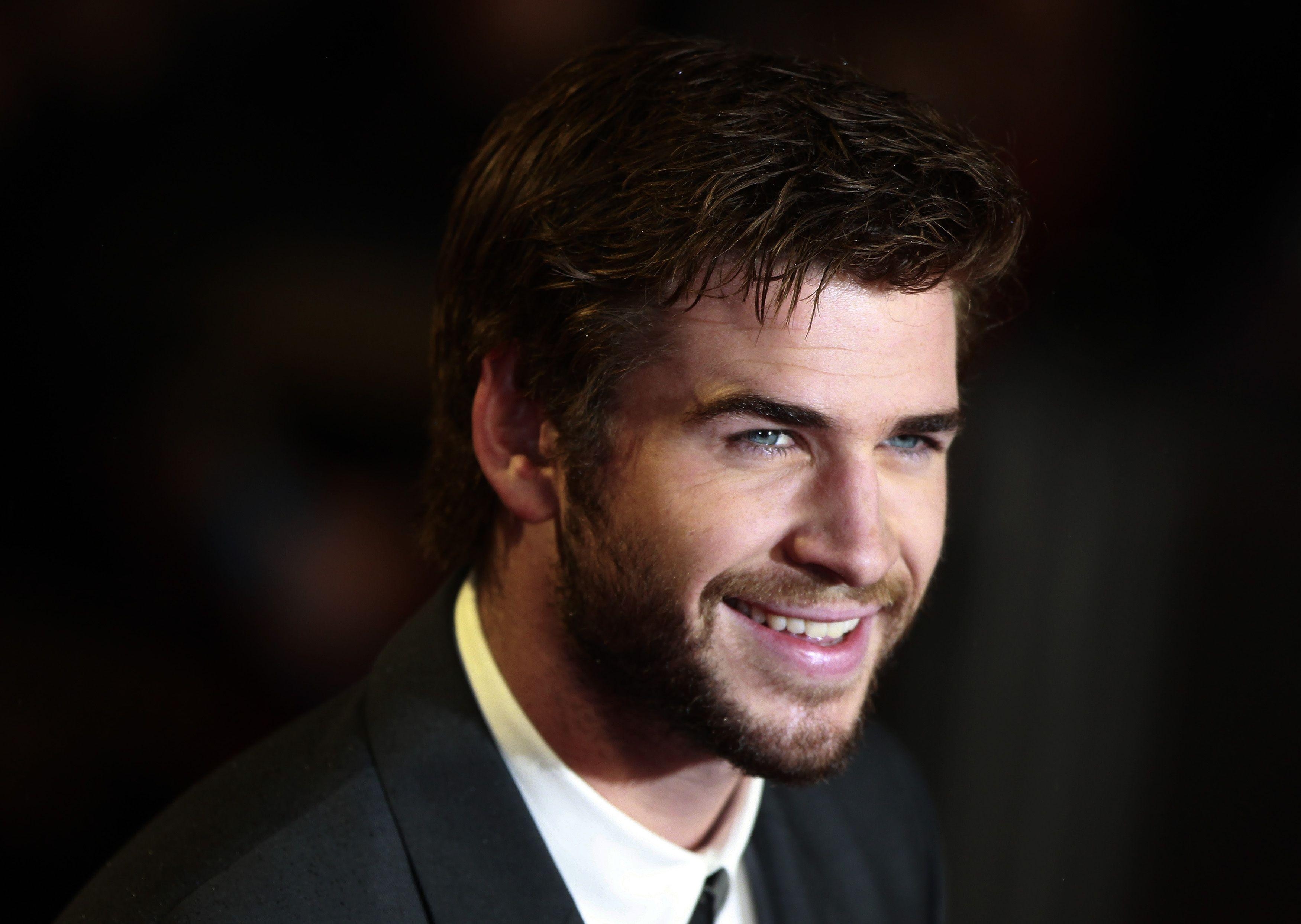 3500x2490 Liam Hemsworth Wallpaper Image Photo Picture Background, Desktop