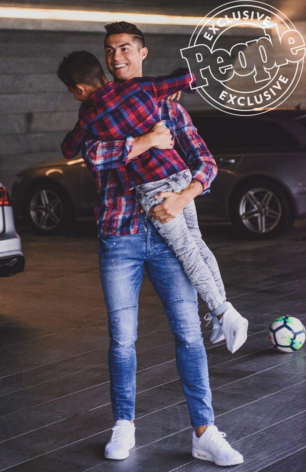 1300x2000 Cristiano Ronaldo and Son: Fashion Photo Shoot, Phone