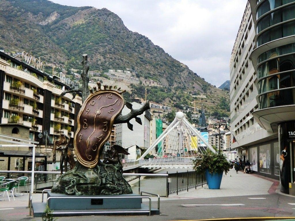 1030x770 Andorra la Vella, Desktop