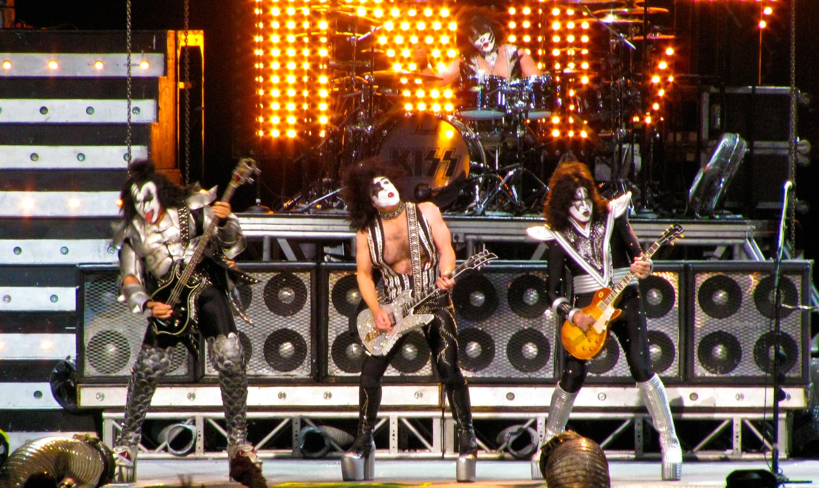 2860x1710 Kiss heavy metal rock bands concert guitar h wallpaperx1704, Desktop
