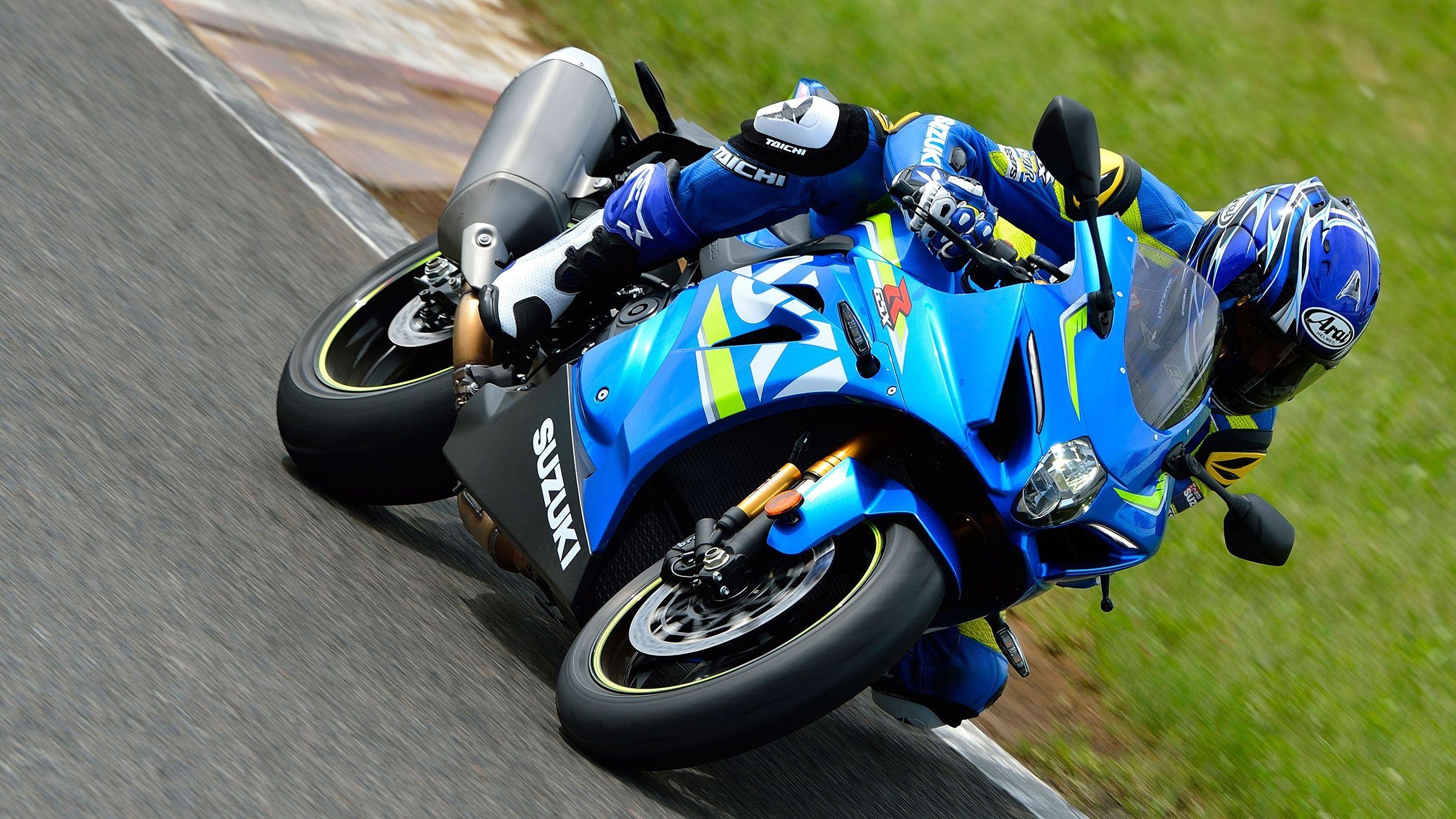 2400x1350 2018 Suzuki GSX R1000R Picture, Photo, Wallpaper, Desktop