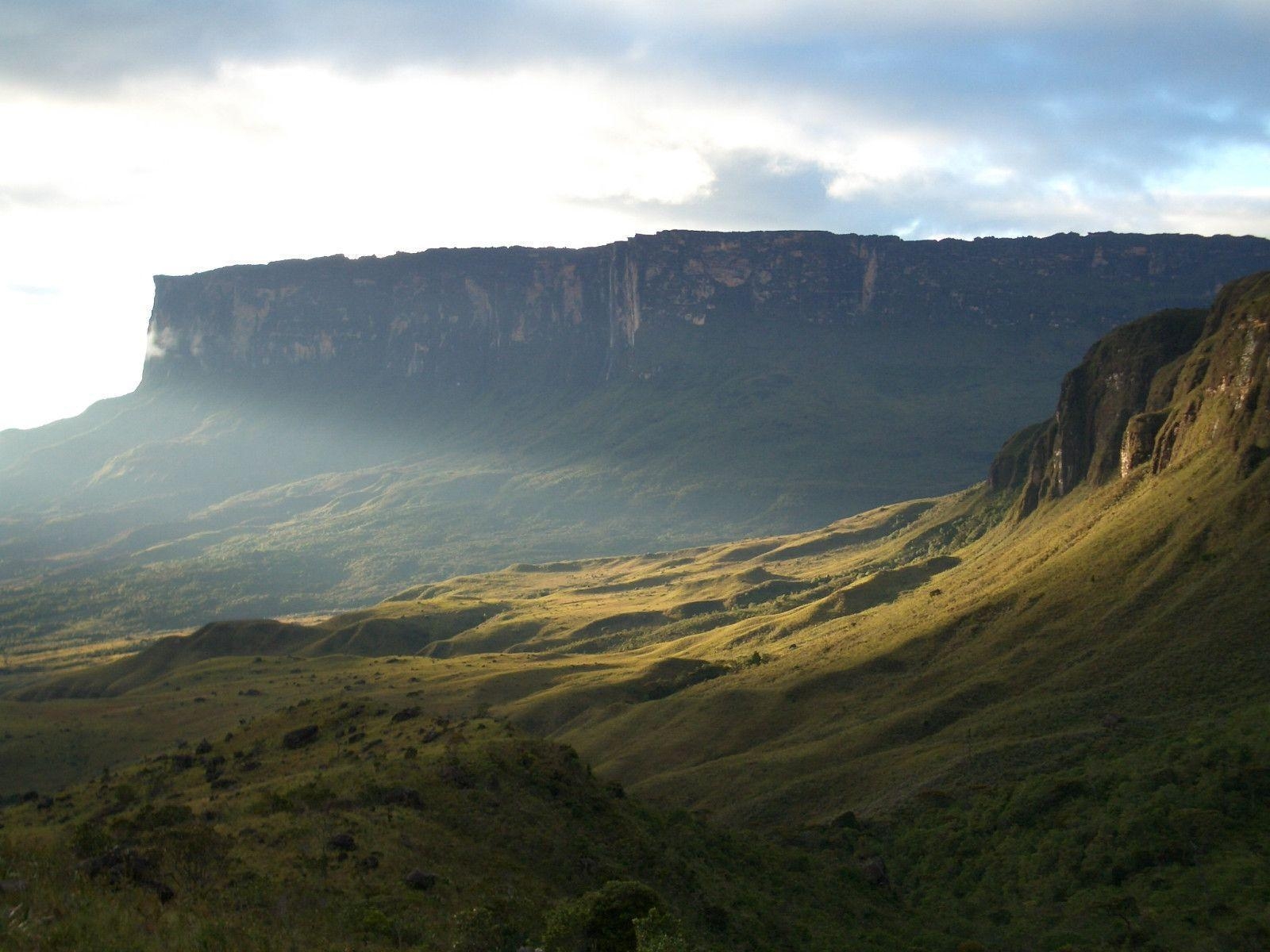 1600x1200 Mount Roraima, Desktop