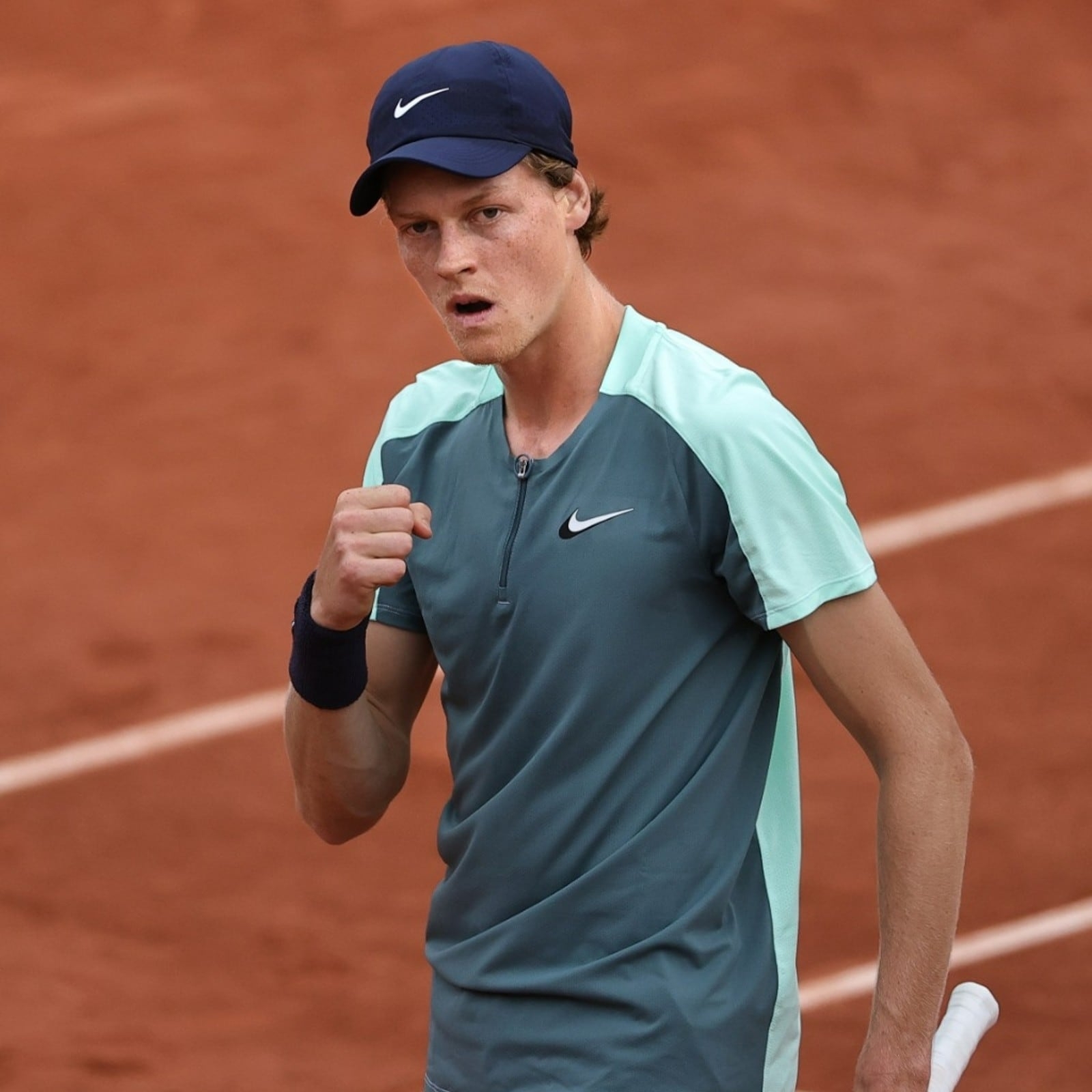 1600x1600 French Open: Jannik Sinner Saves 11 Set Points to Seal Fourth Round Spot, Phone