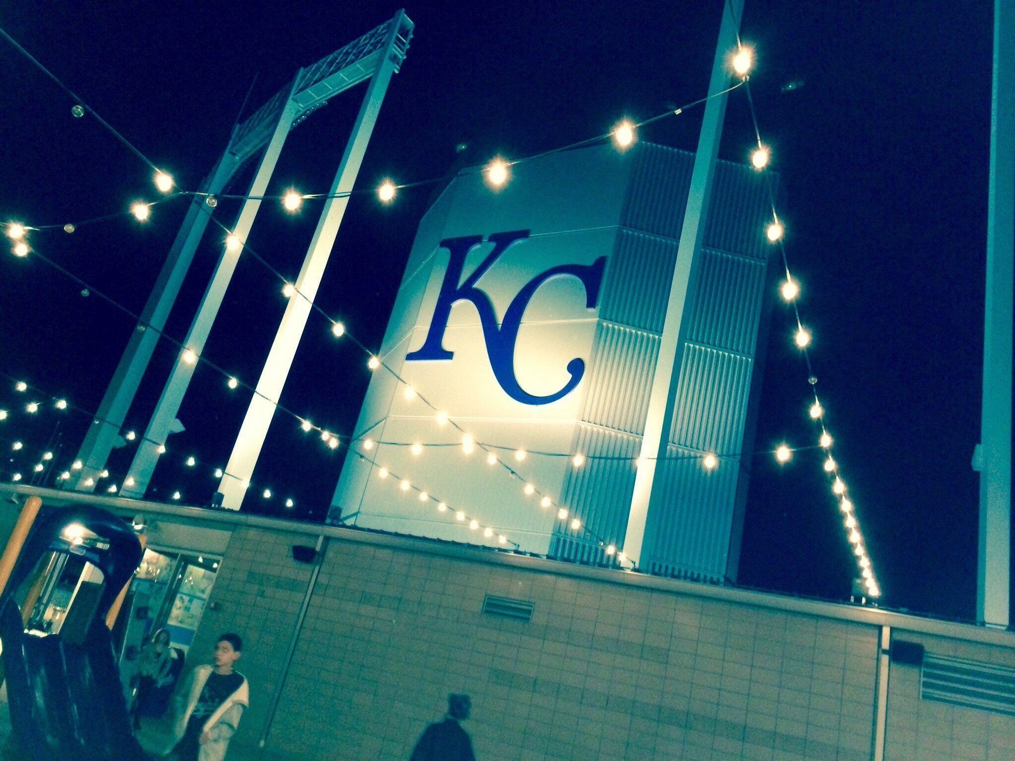 2050x1540 KC Royals Wallpaper for iPhone, Desktop