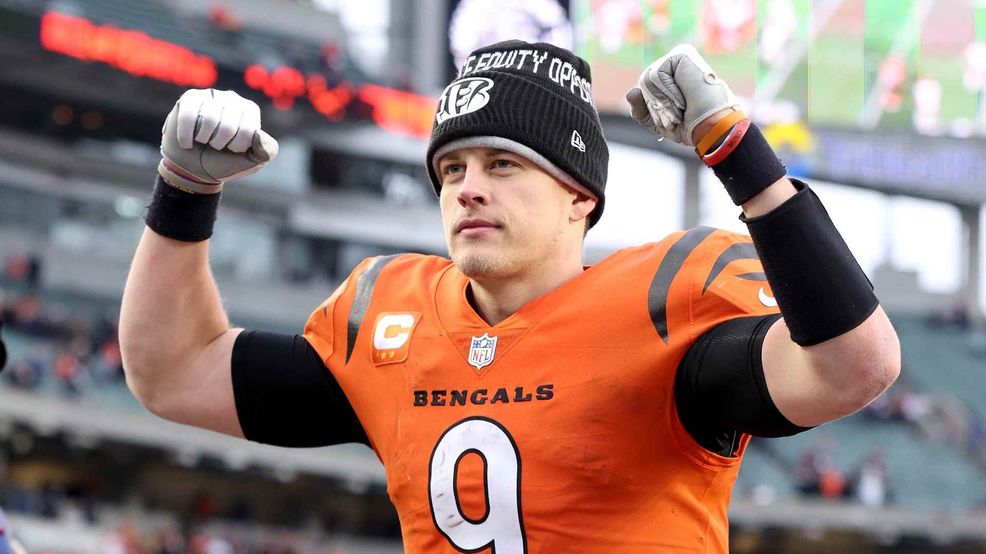 1920x1080 Bengals' Joe Burrow makes LSU callback with victory cigar while celebrating AFC North title, Desktop