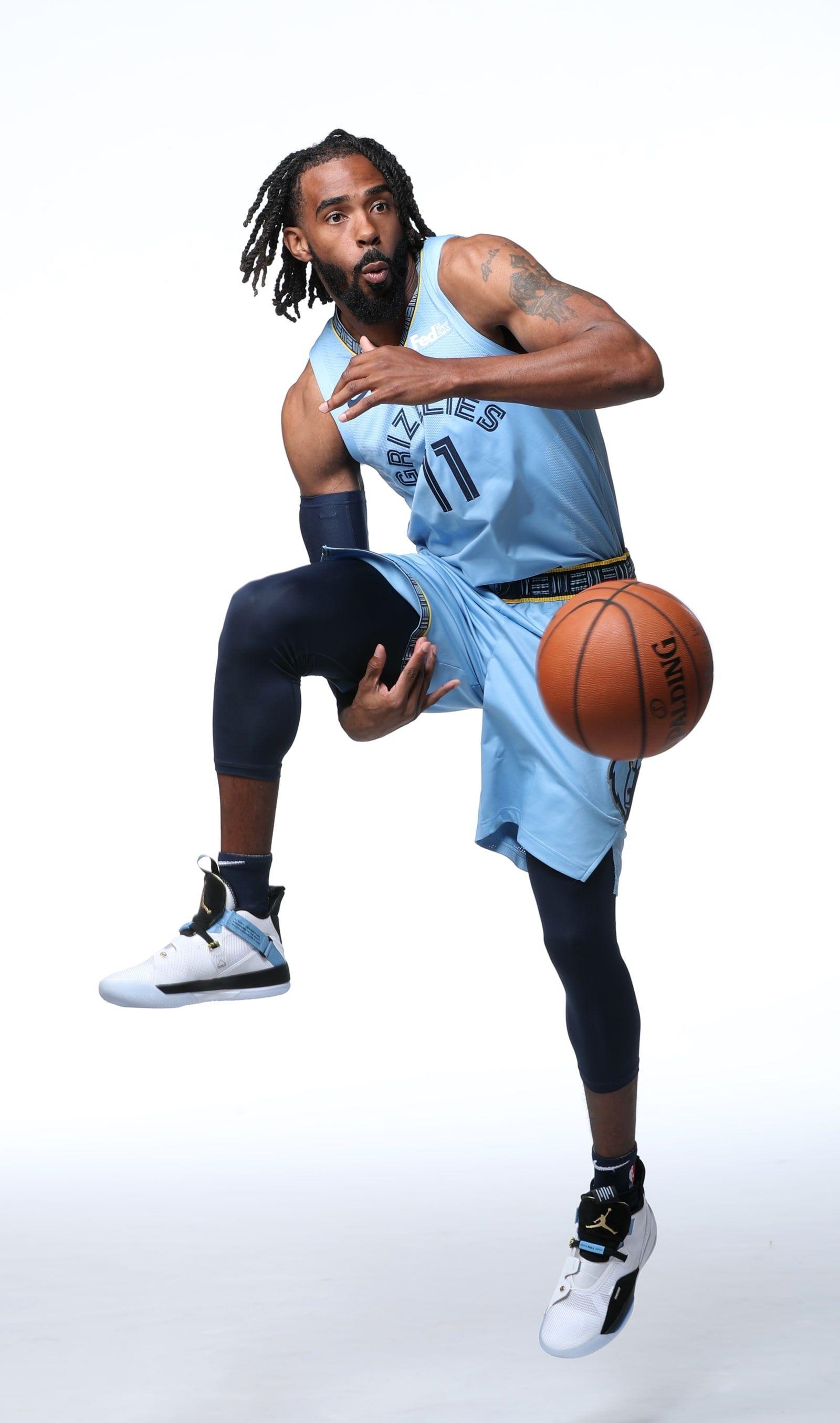 1600x2710 3. Mike Conley Jordan 33 Media Day 2018 Best Sneakers, Phone