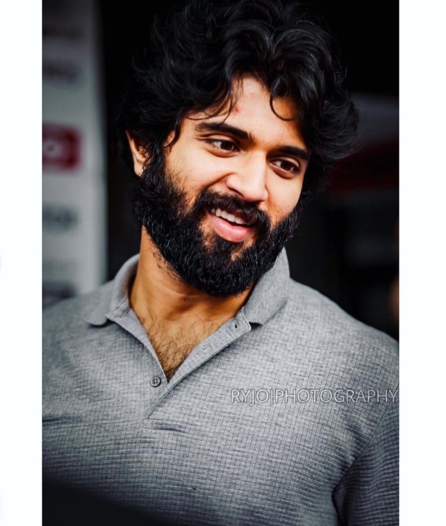 910x1070 chinu;)). Vijay actor, Prabhas pics, Vijay devarakonda, Phone