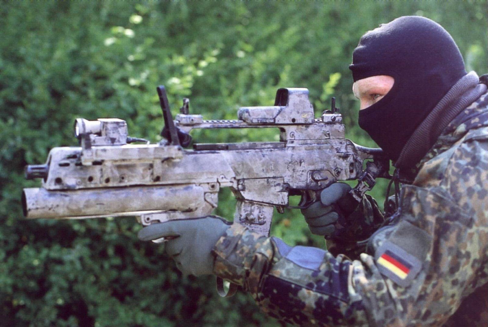 1600x1080 rifles, soldiers, guns, army, G German, Bundeswehr, HK G36, Desktop