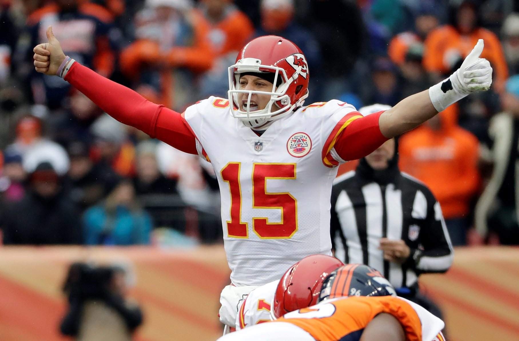 1820x1200 Alex Smith trade opens door for Patrick Mahomes with Kansas City Chiefs, Desktop