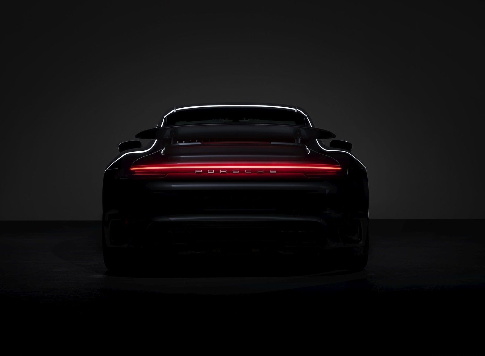 1600x1180 Porsche 911 Turbo S Coupe Tail Light Wallpaper (177), Desktop